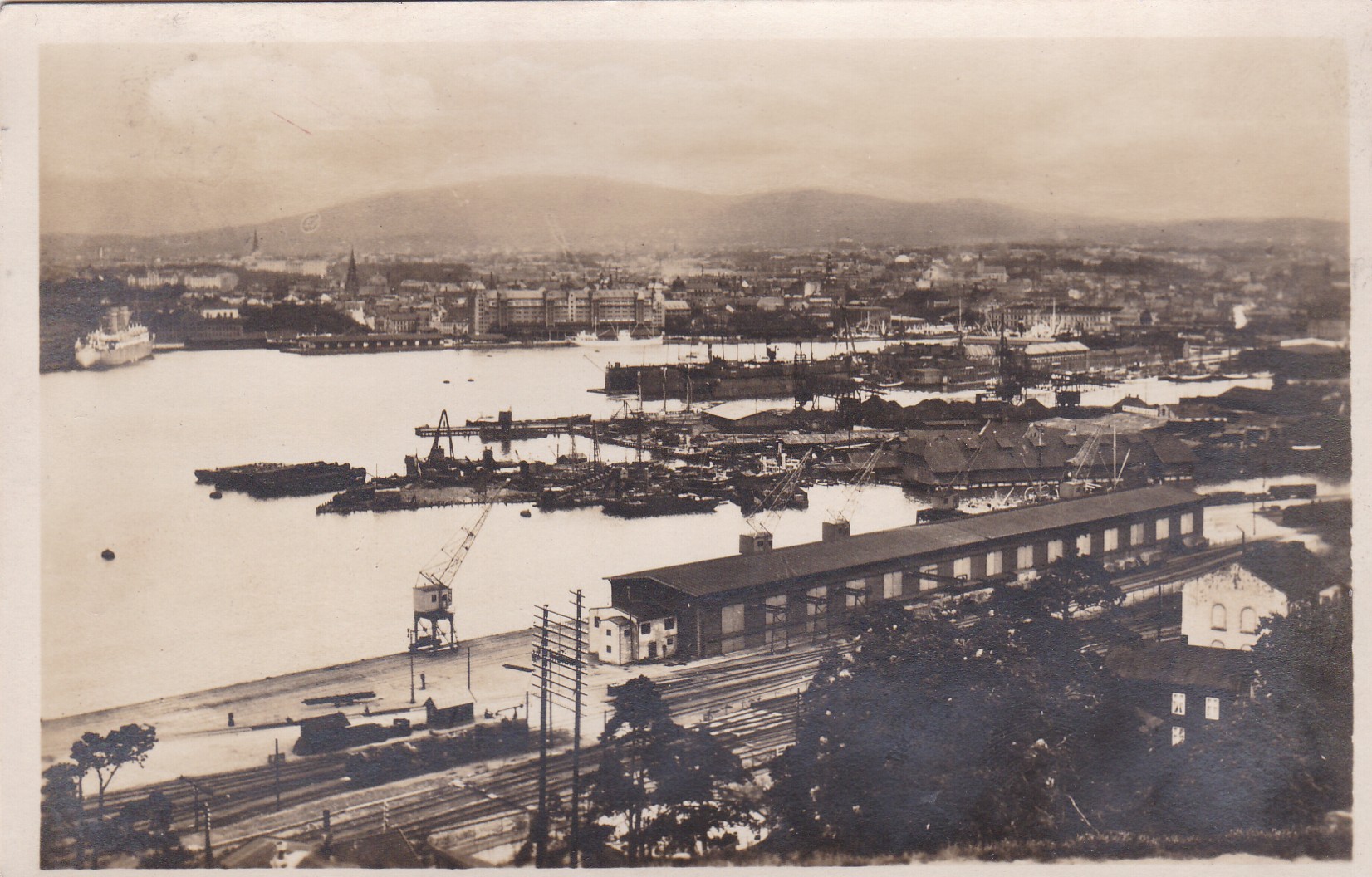 Oslo. Havnen ( Nordeutscher Lloyd, / Ocean Comfort Company)