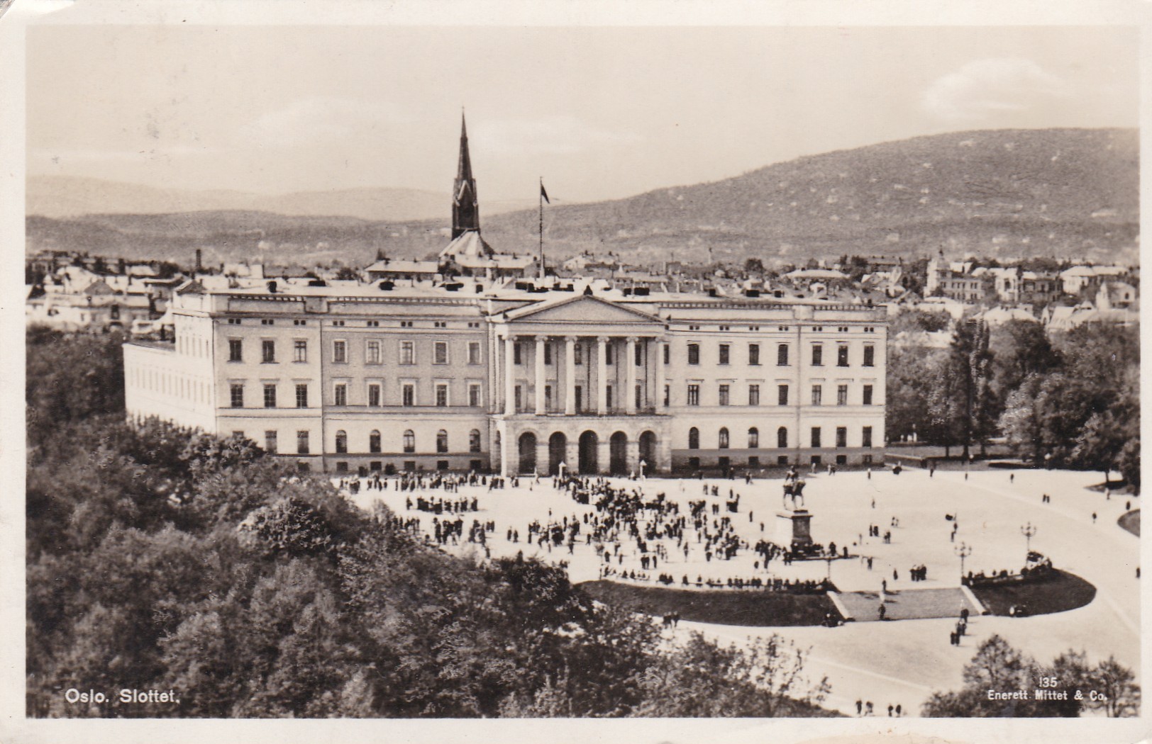 Oslo. Slottet ( Enerett Mittet & Co 135)