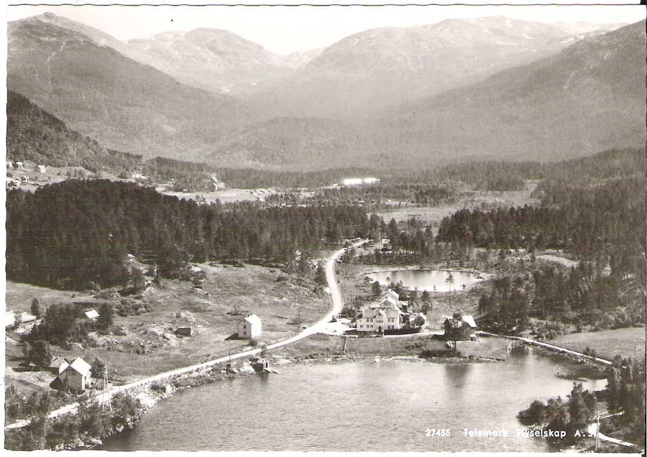 Tettsted. Telemark Flyselskap 27435