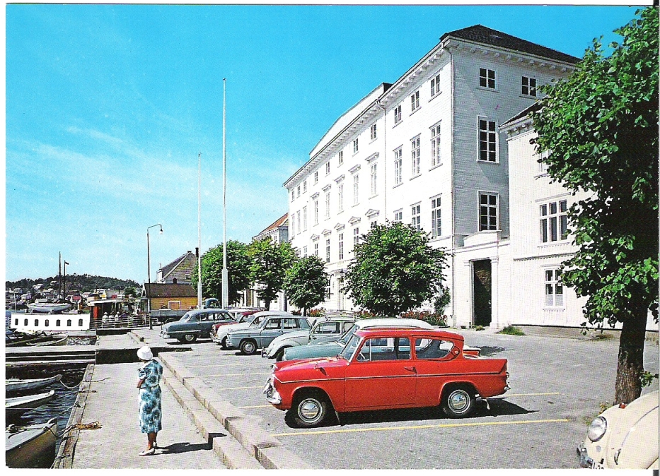 Arendal, Rådhuset. Mittet 2647/19