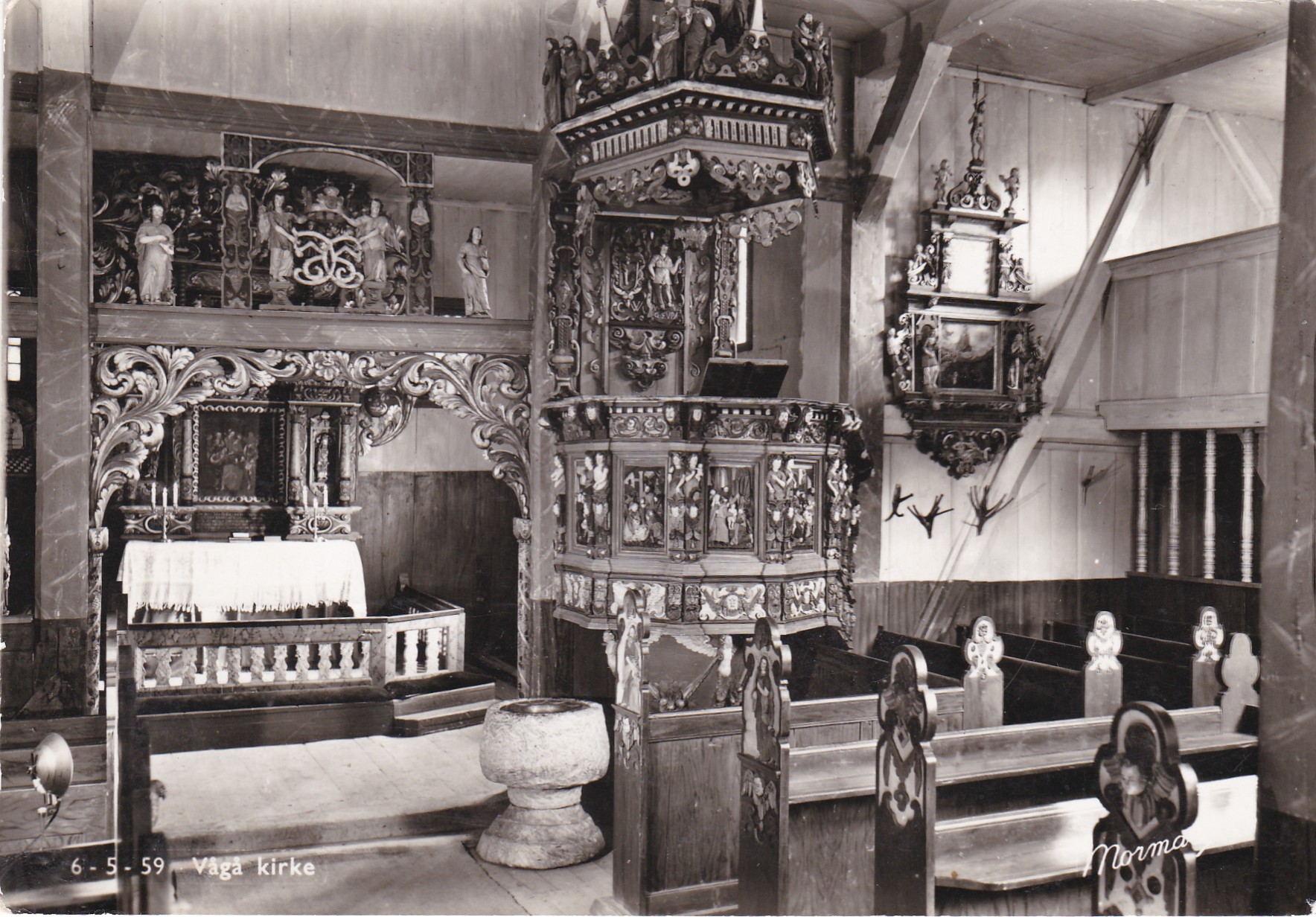 Vågå kirke, interiør ( Normann 6-5-59)