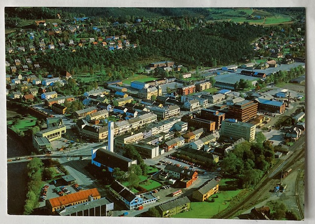 STEINKJER utsikt over byen med kirken