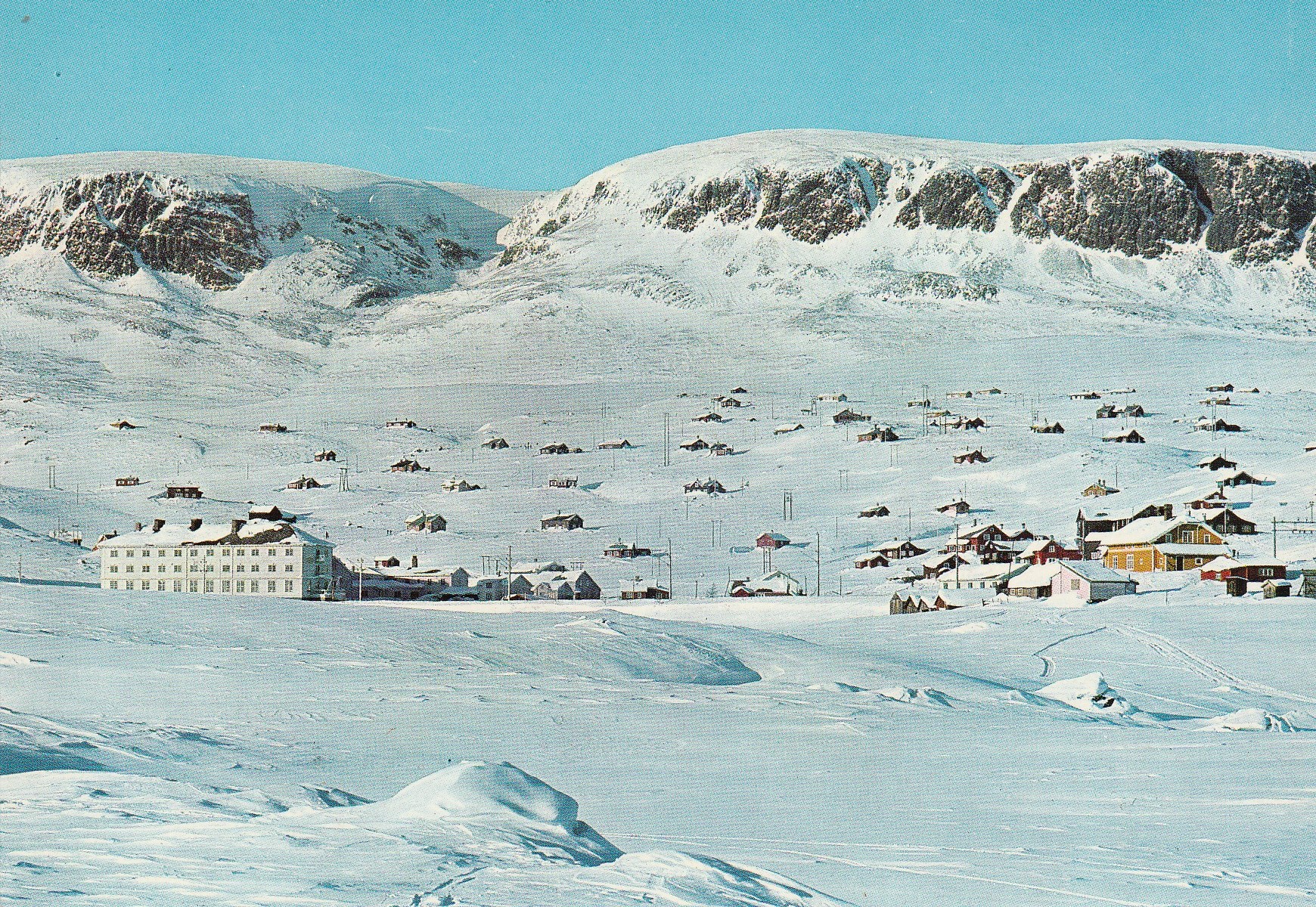 Ustaoset mot Hallingskarvet . Strand B-70 1289