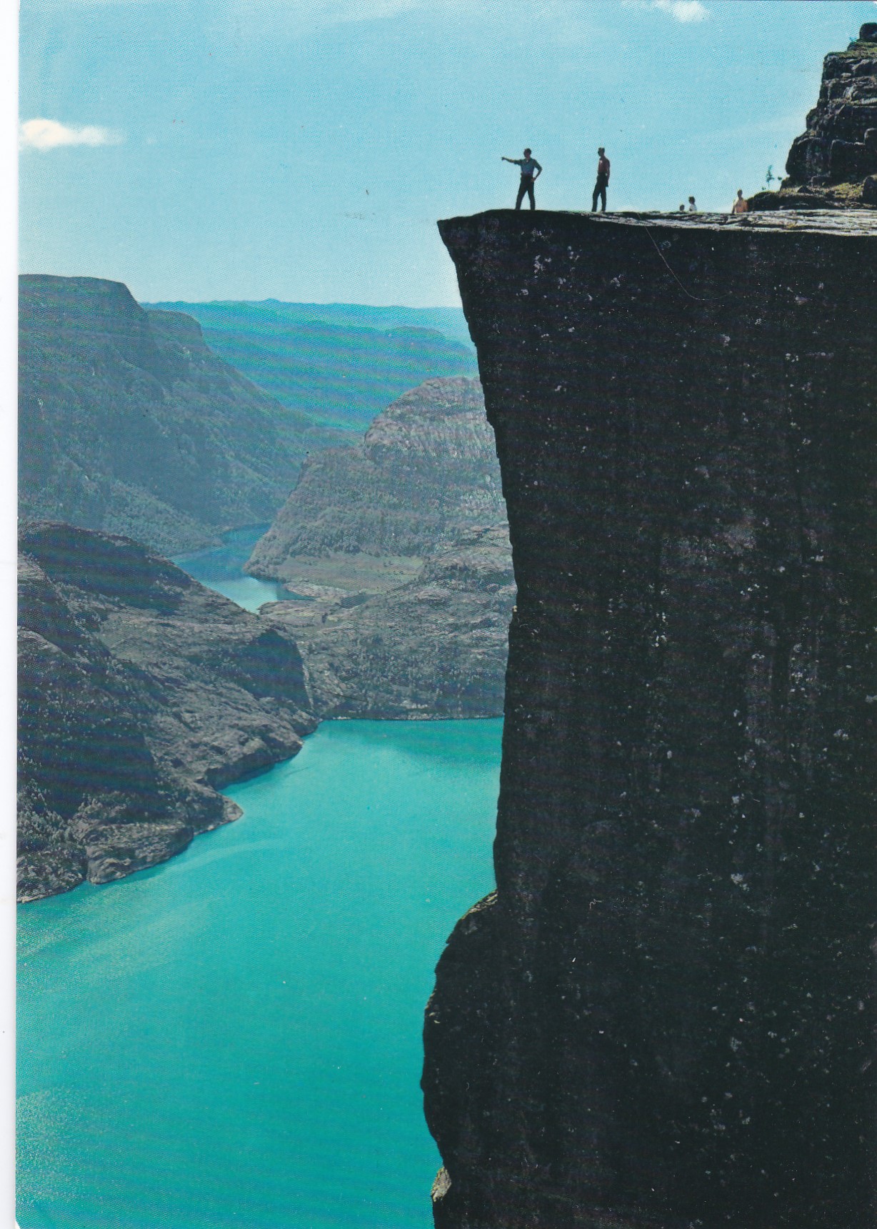 Lysefjorden. Den kjente Prekestolen. Aune F-3275-7