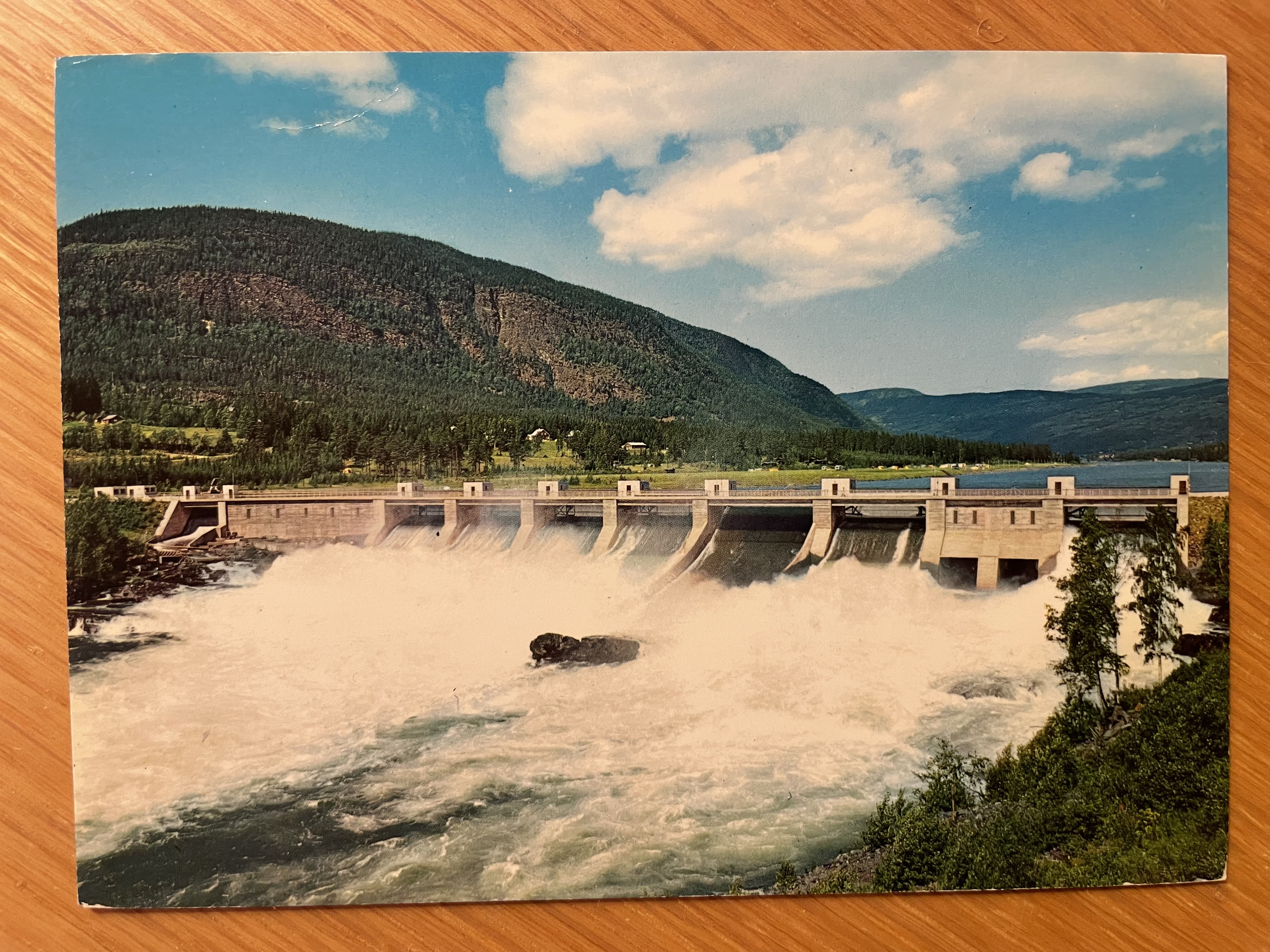 Hunderfossen
