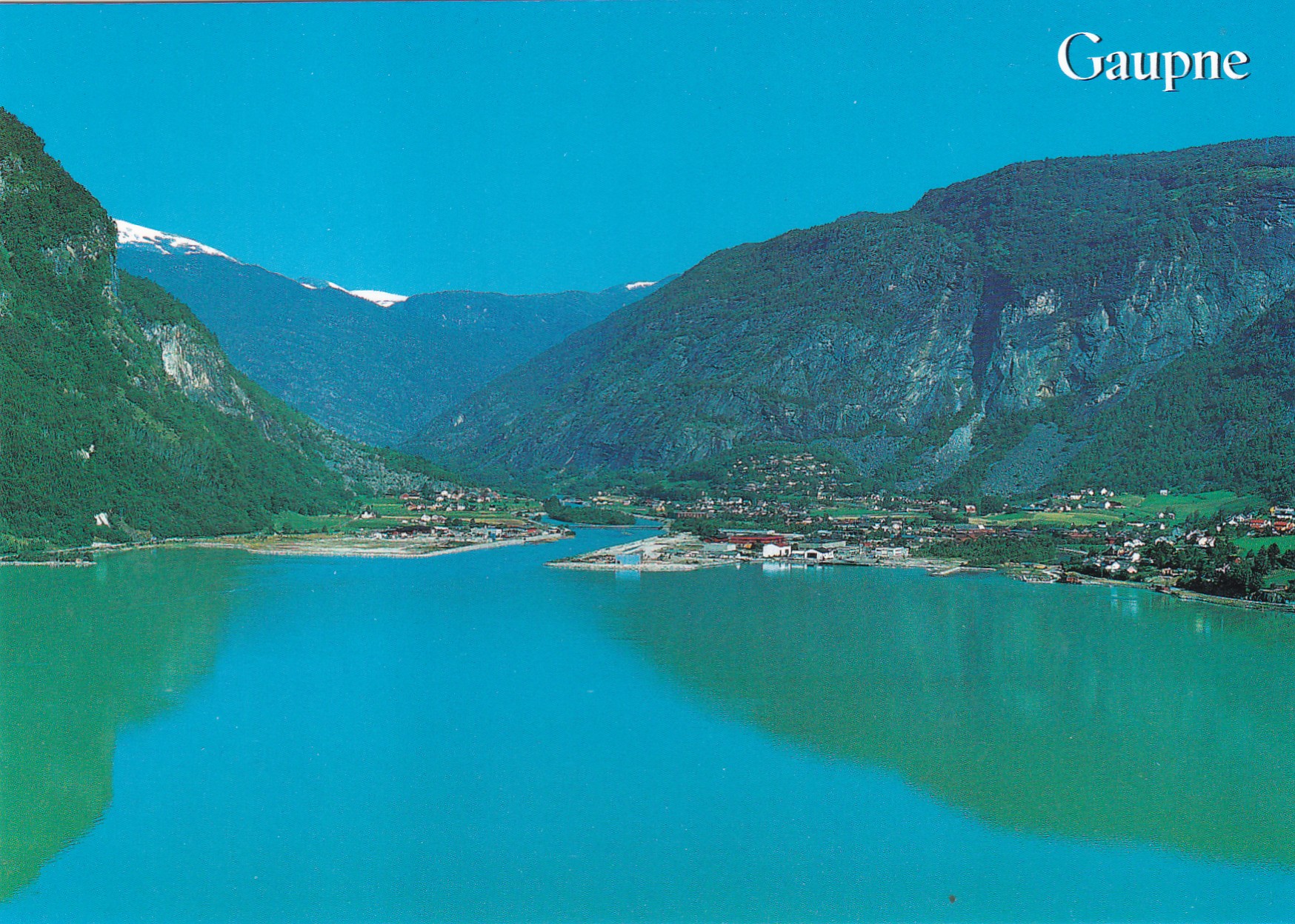 Gaupne. Ved Lusterfjorden ( Normann 01-N-2-119)