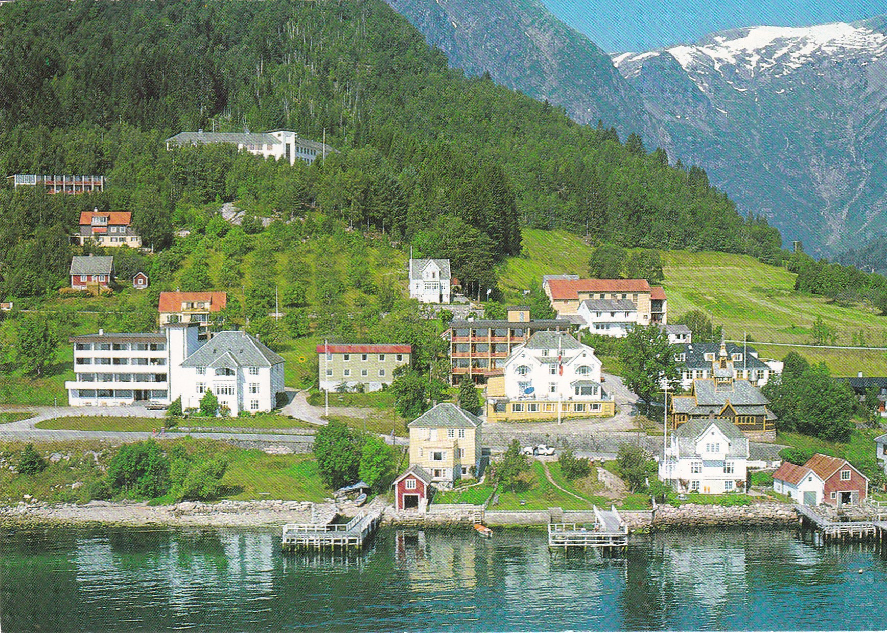 Balestrand Pensjonat ( Normann N-10-147)