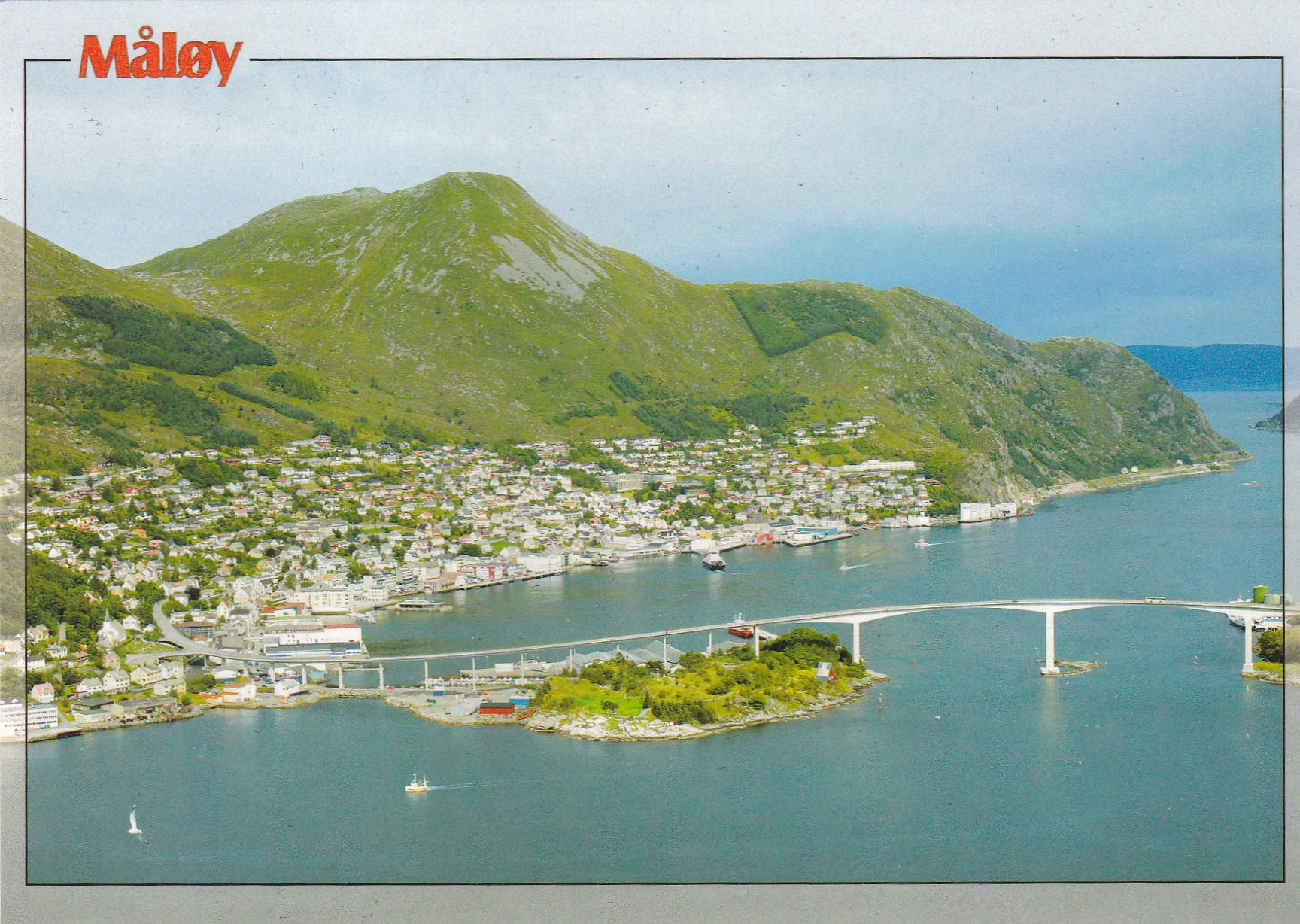 Måløy ( To-foto 3050)