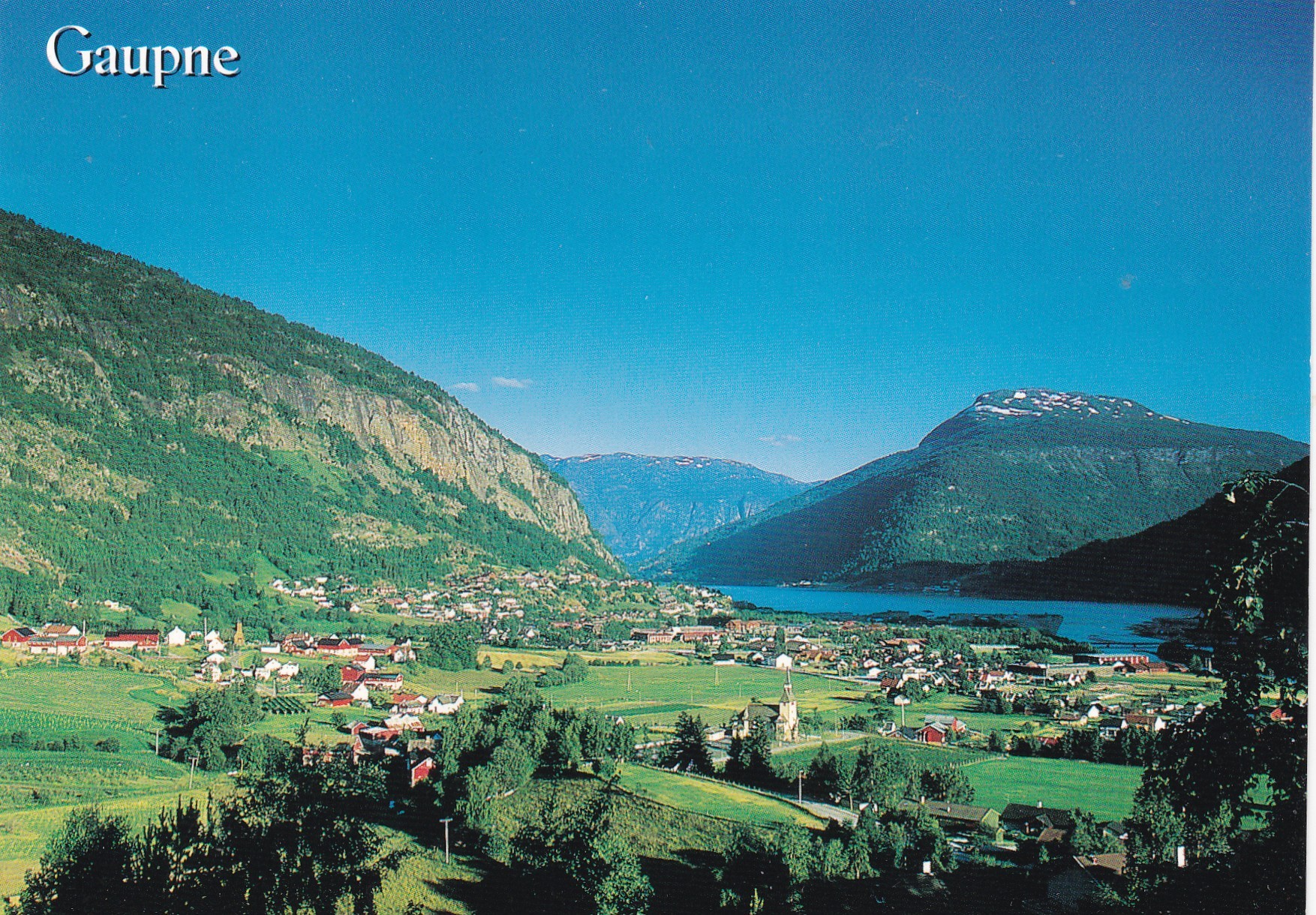 Gaupne. Ved Lusterfjorden ( Normann 01-N-2-117)