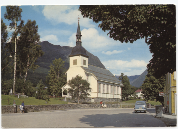 561 F. Lystad. Ørsta Kyrkje.