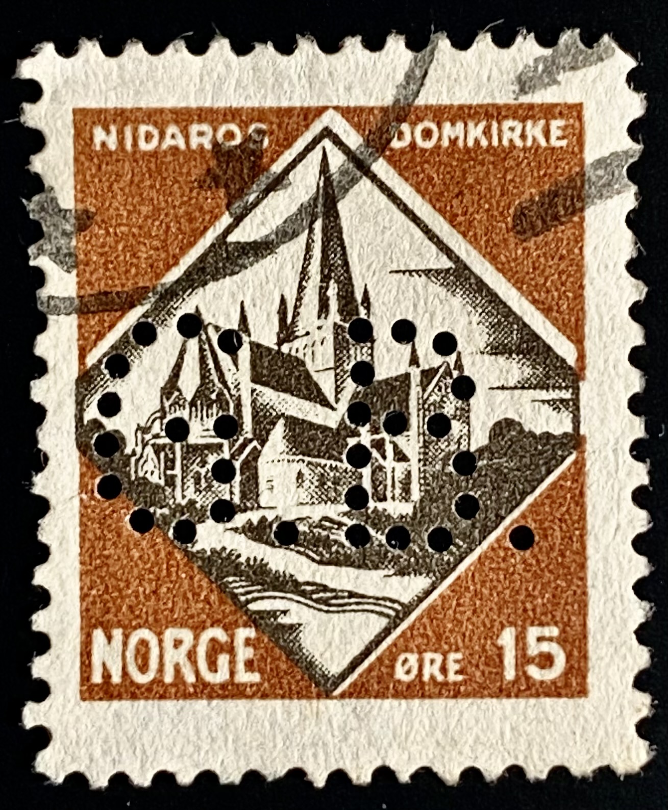 NK 178 Perfin G.B.