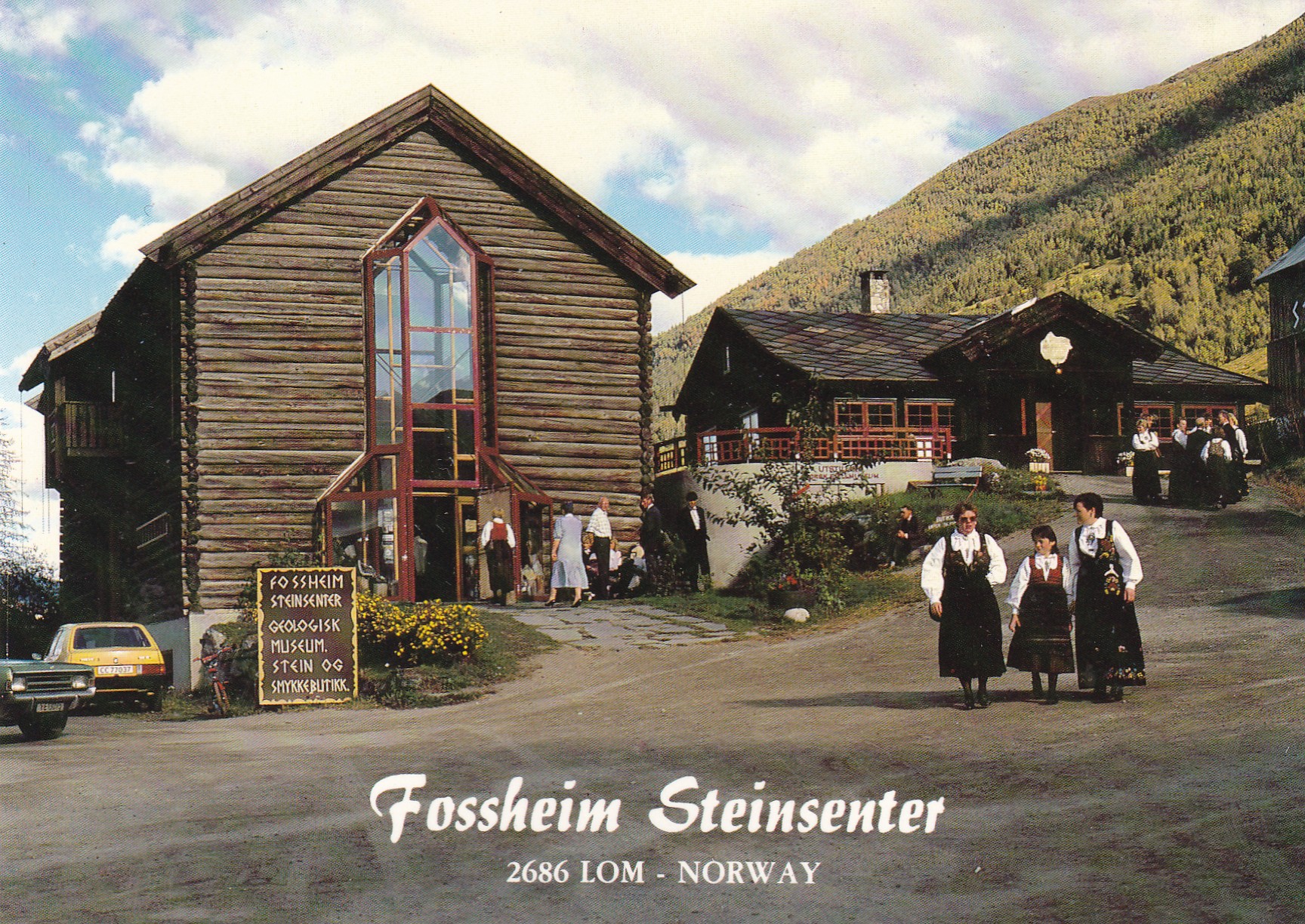 Fossheim Steinsenter, Lom ( PS-foto)