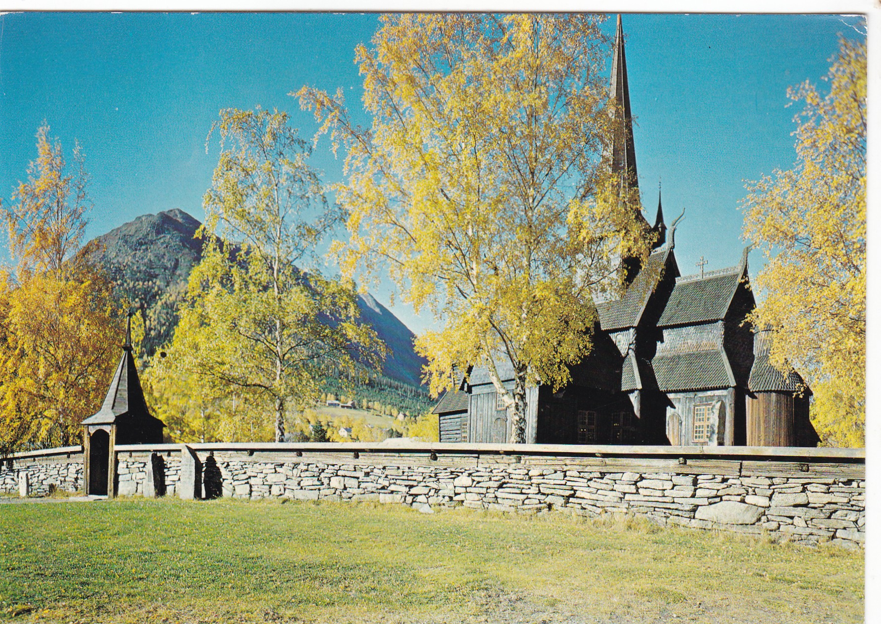 Lom stavkirke ( Normann G-4-137)