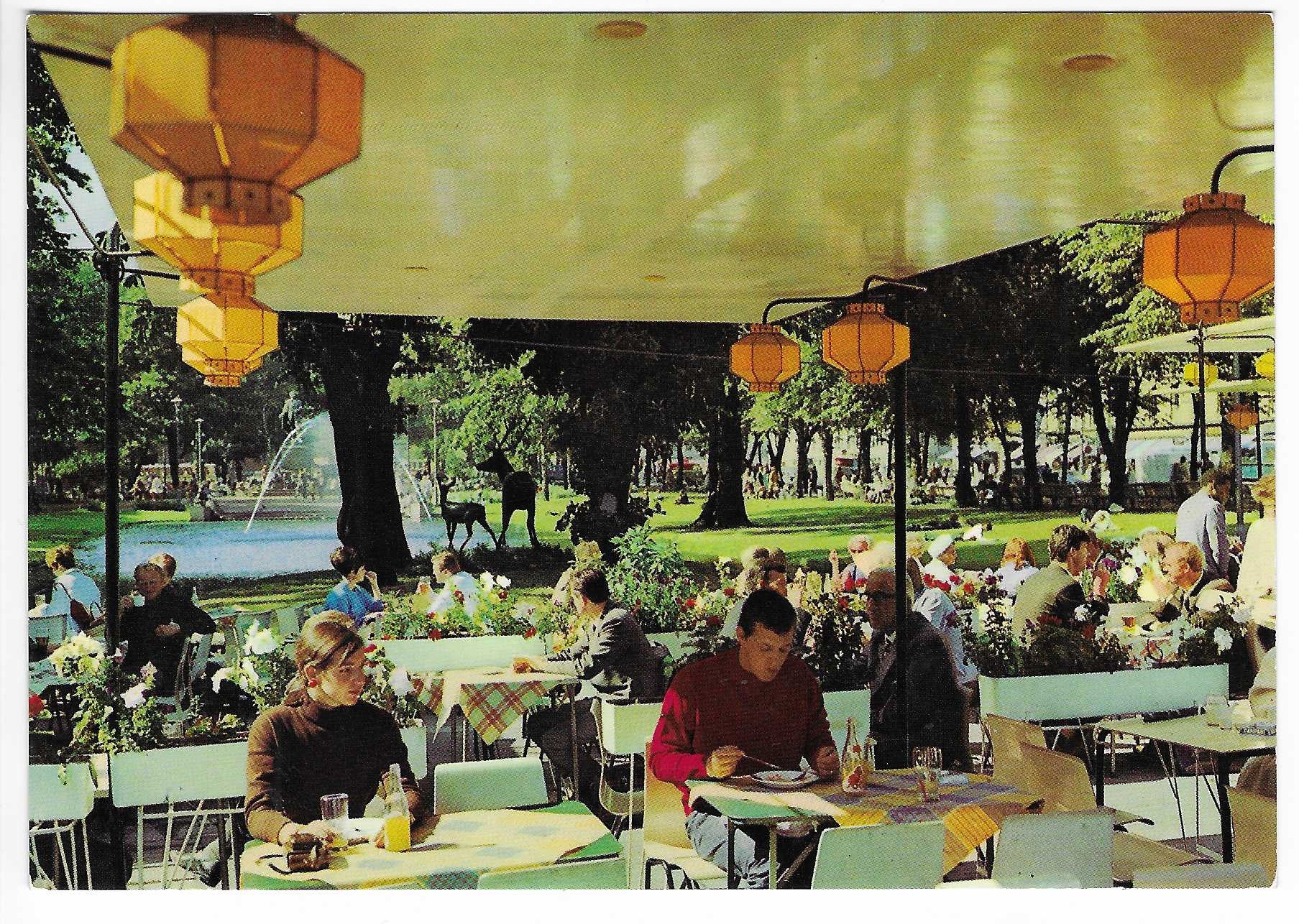 Oslo. Sommerrestauranten i Studenterlunden. Grako 01/171