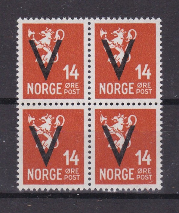 V-merke 14 øre med vannmerke ( NK 267) 4-blokk postfrisk
