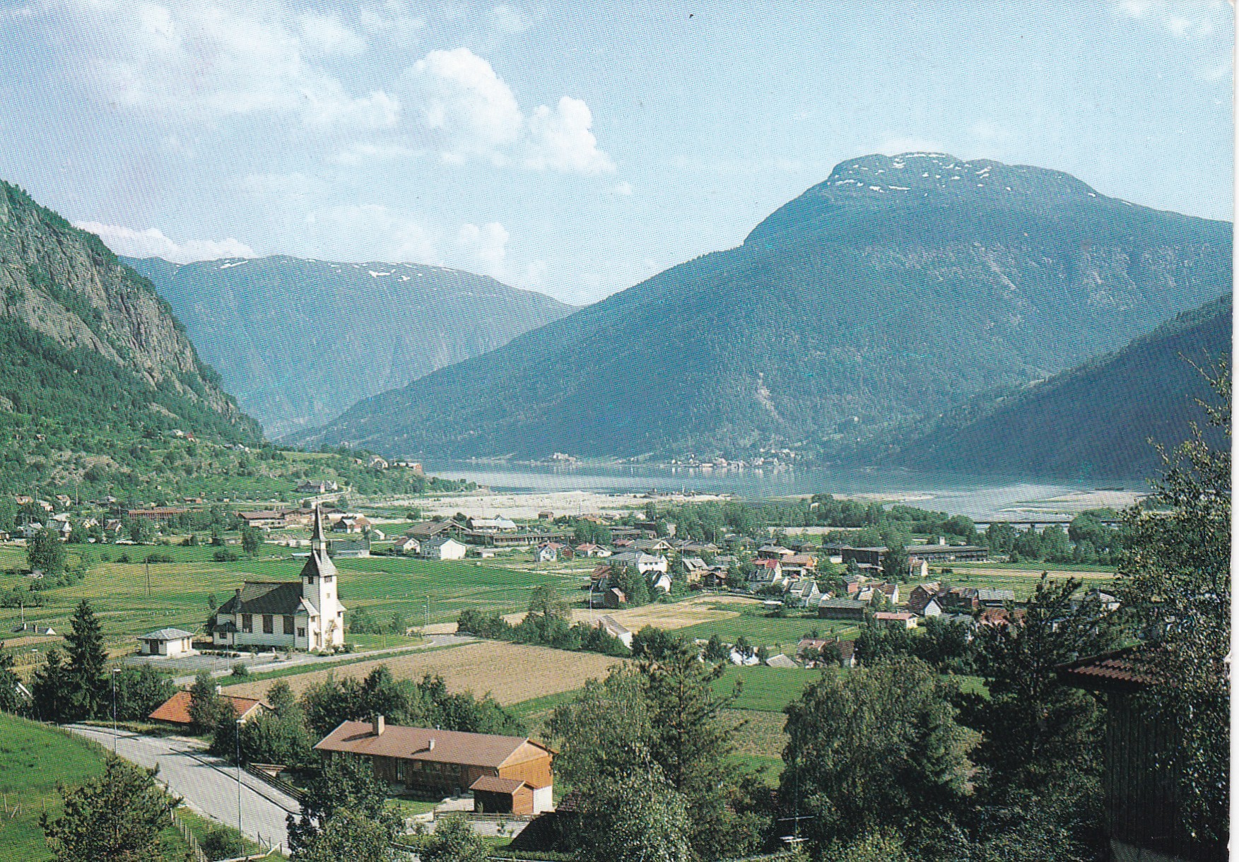Gaupne, Sogn ( Normann N-2-49)