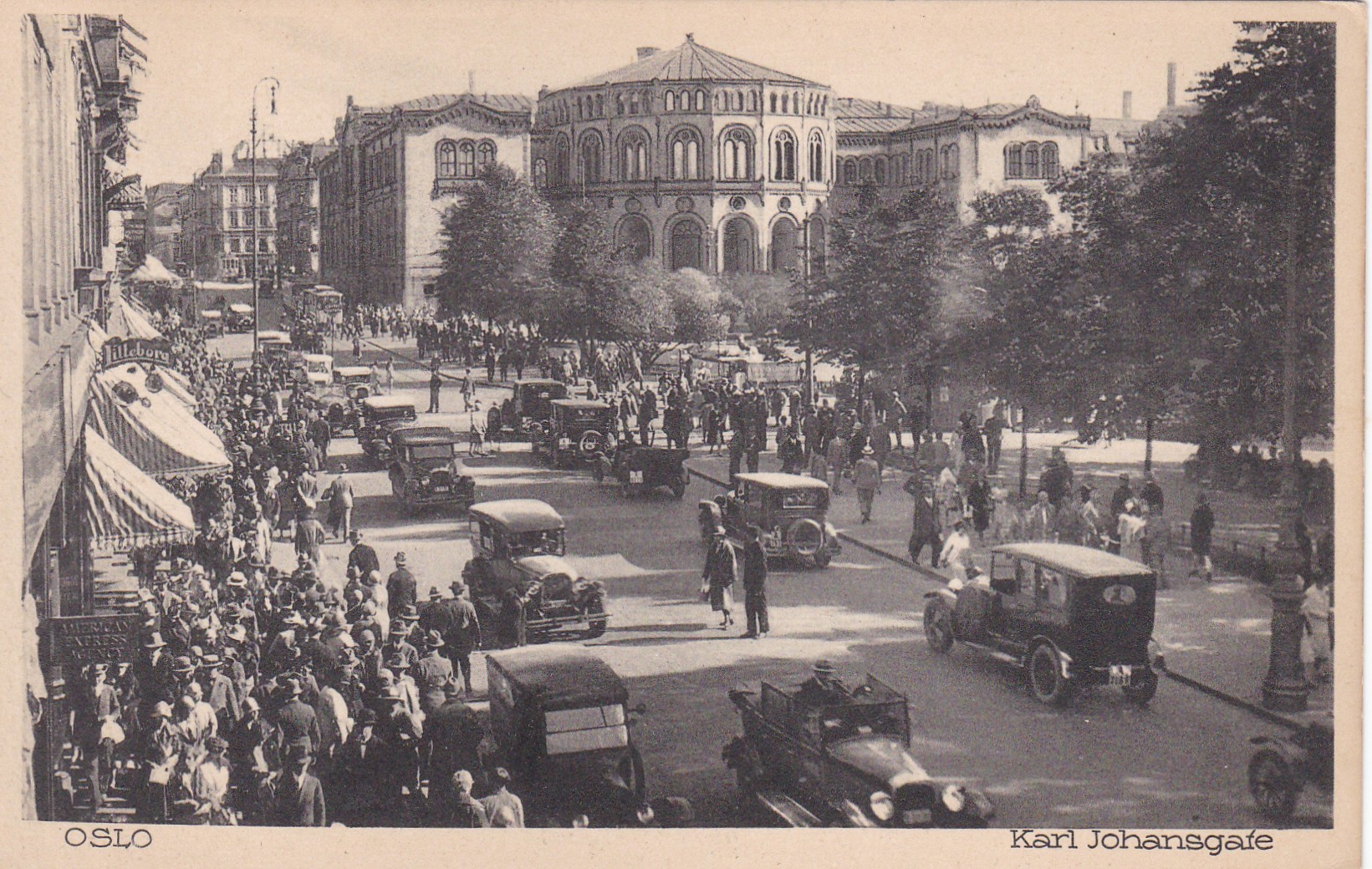 Oslo. Karl Johansgate ( Eneret Mittet & Co C 4779)