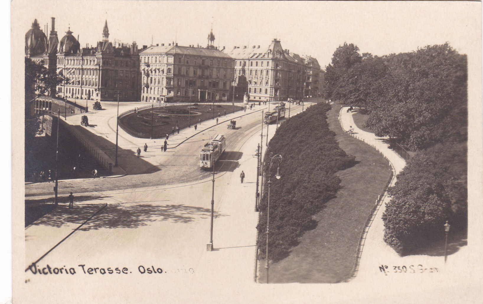 Victoria Terasse, Oslo. Trikker ( S. Gran 350)