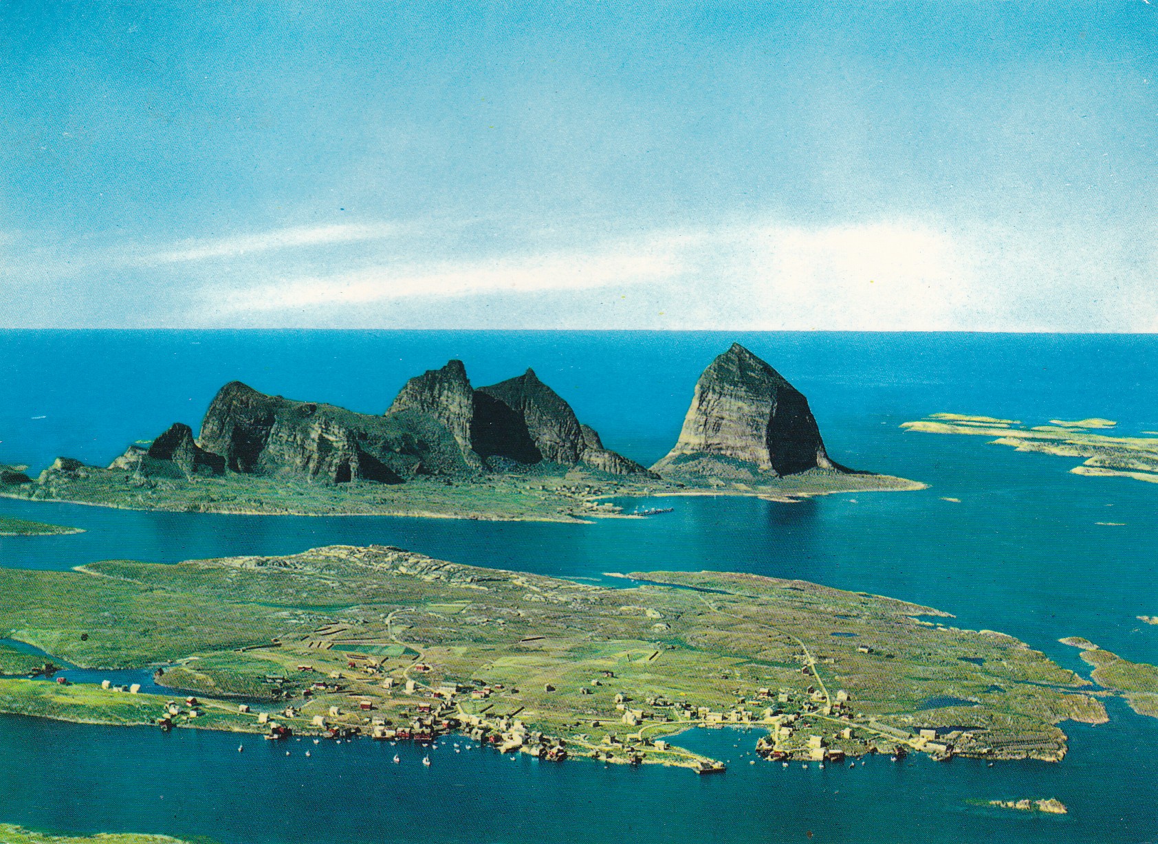 Træna i Nordland ( Aune F-869-1)