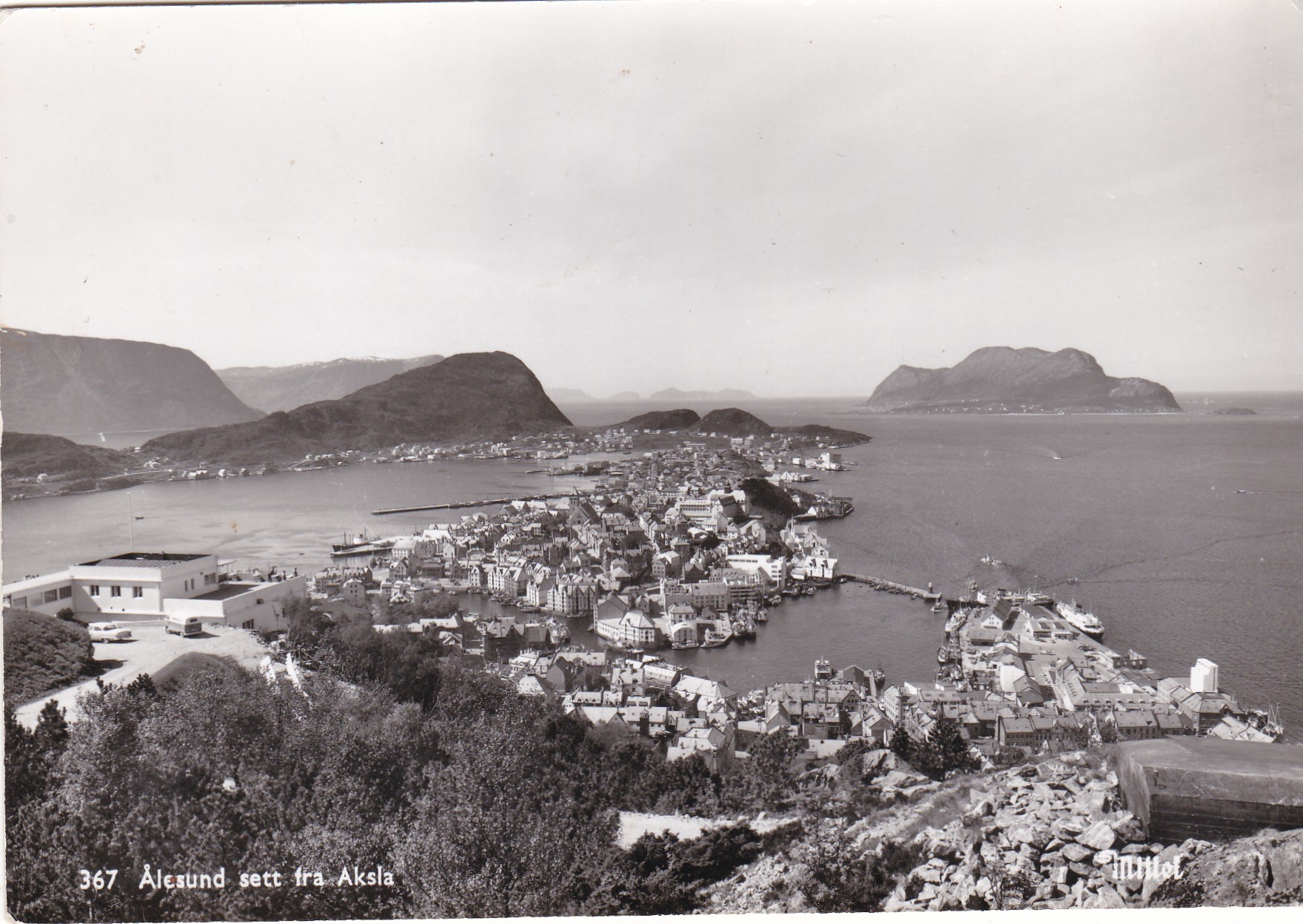 Ålesund sett fra Aksla (Mittet 367) stp HARØY 21-6-60