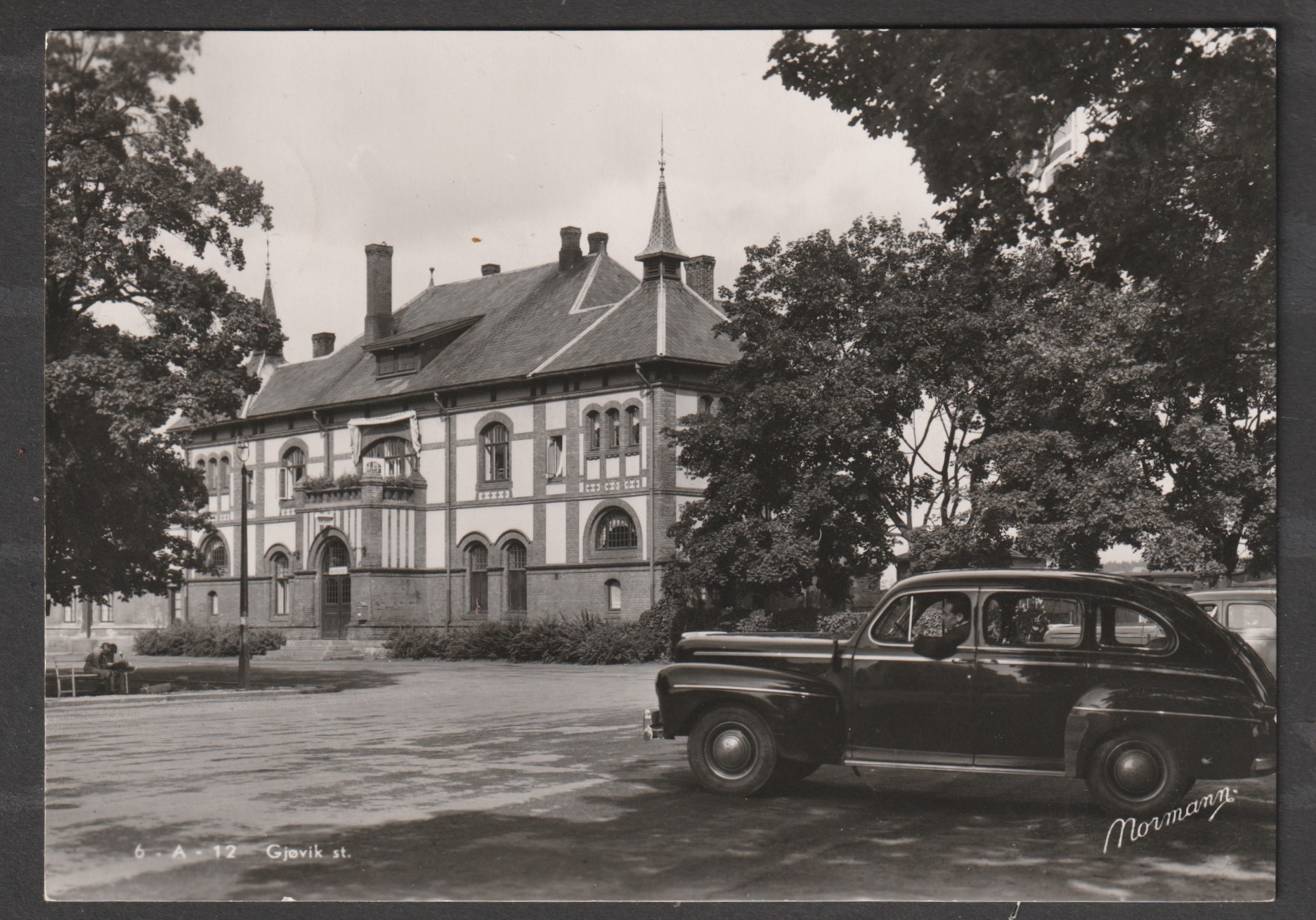 Gjøvik stasjon. Normann 6-A-12