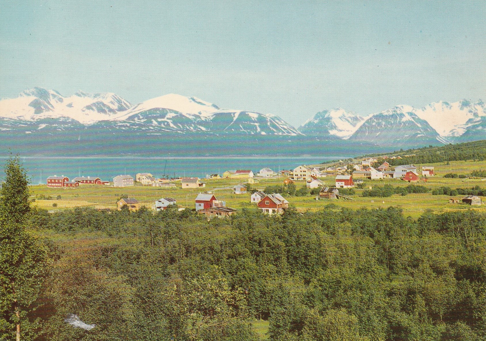 Sørkjosen , Troms .  Aune F-9461-1