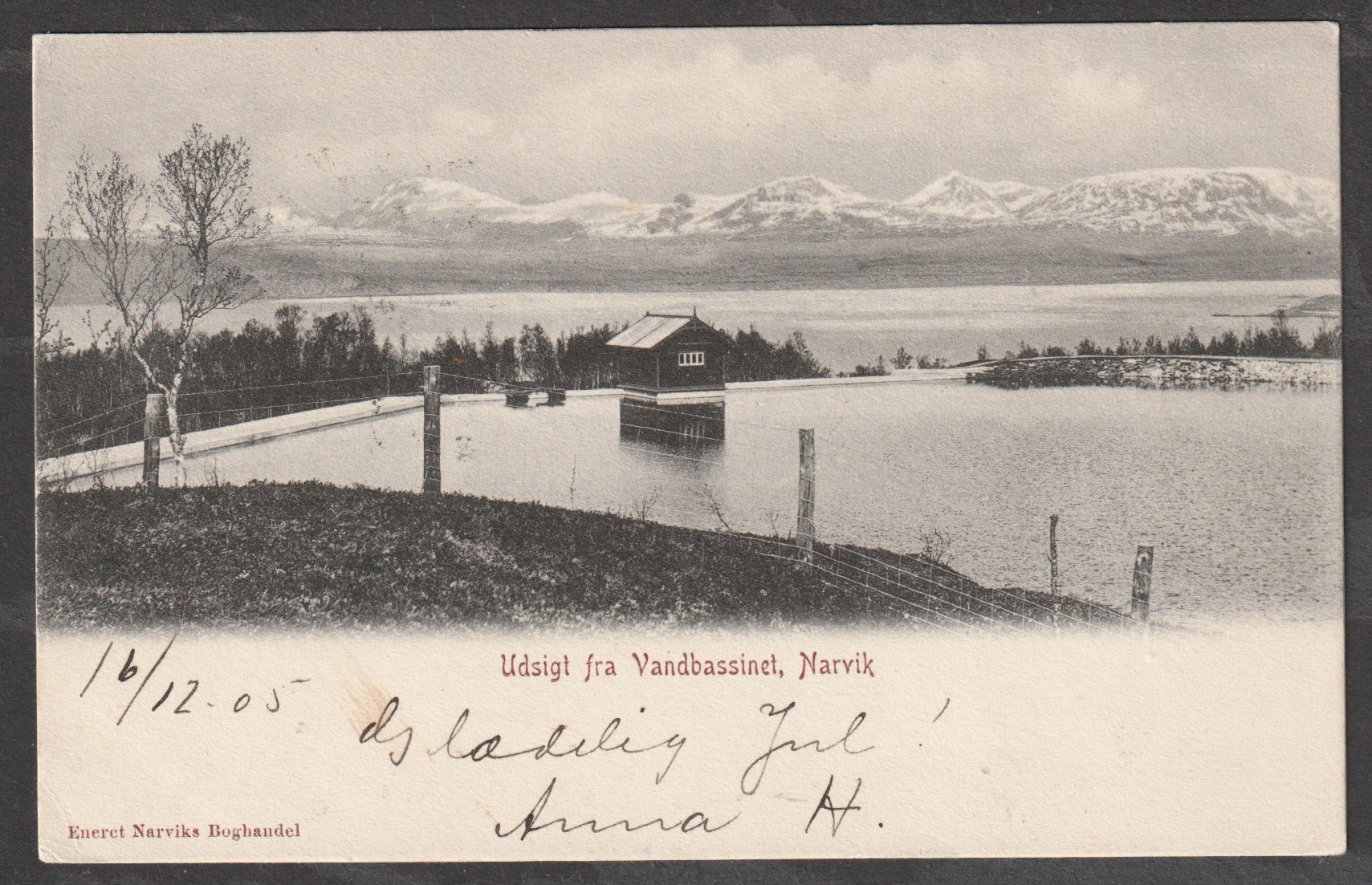 Udsigt fra Vandbassinet, Narvik. Narviks Boghandel