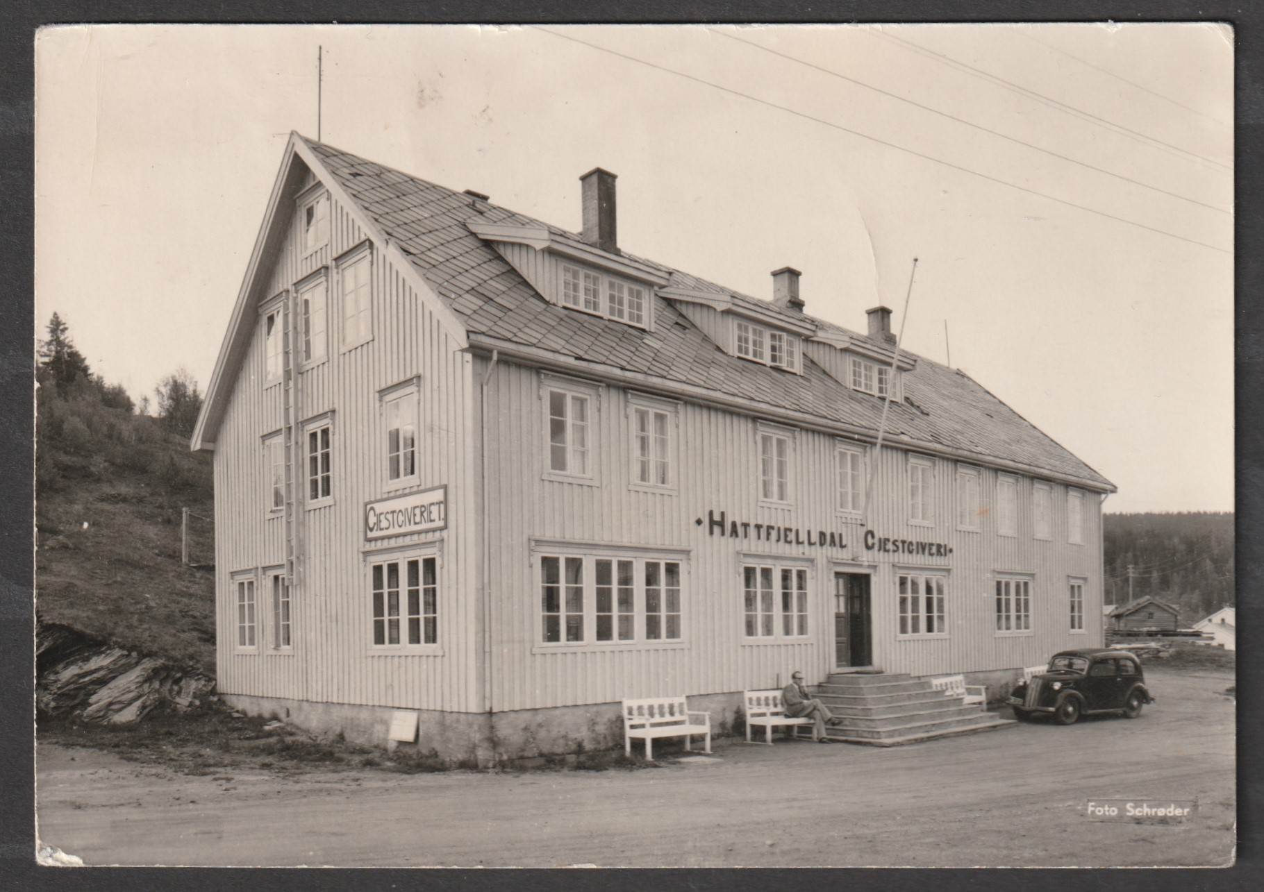 Hattfjelldal Gjestgiveri. Schrøder