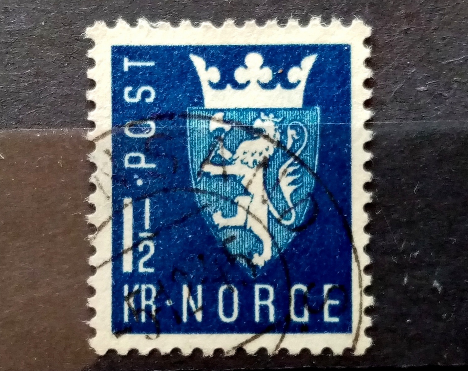 Norge - Nk 330. Hertugkrone.  (1945)