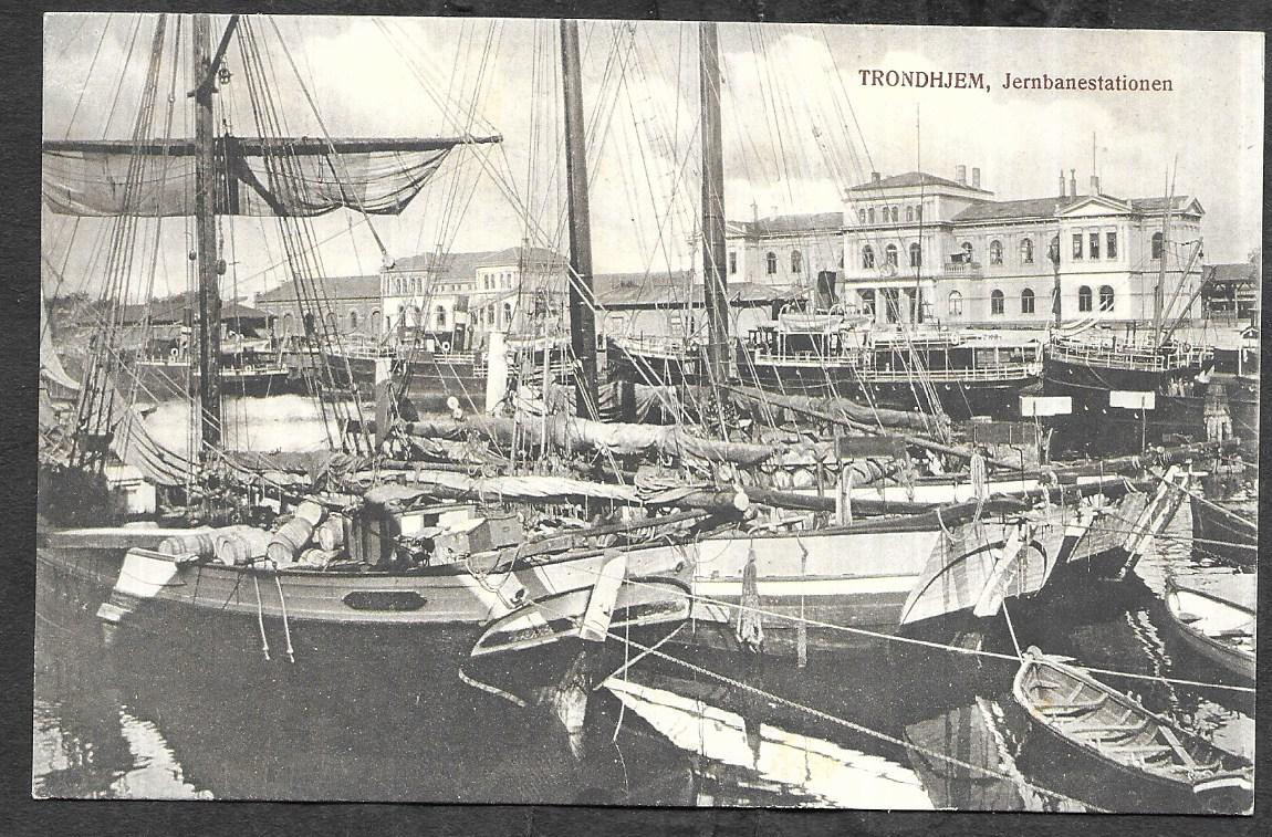 TRONDHJEM, Jernbanestationen. - Johan F. Svendsen, Trondhjem 204 - [348]