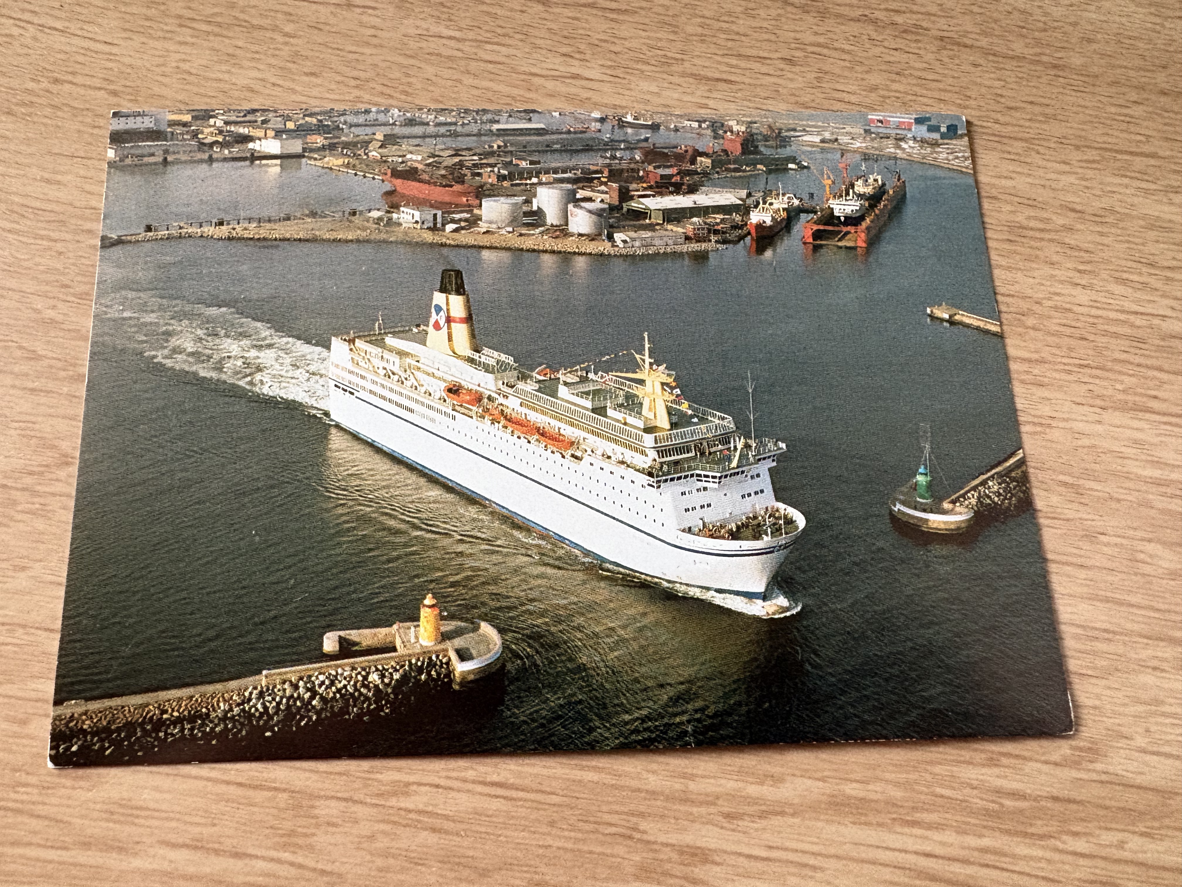 M/F "Petter Wessel" - Larvik 2-7-84