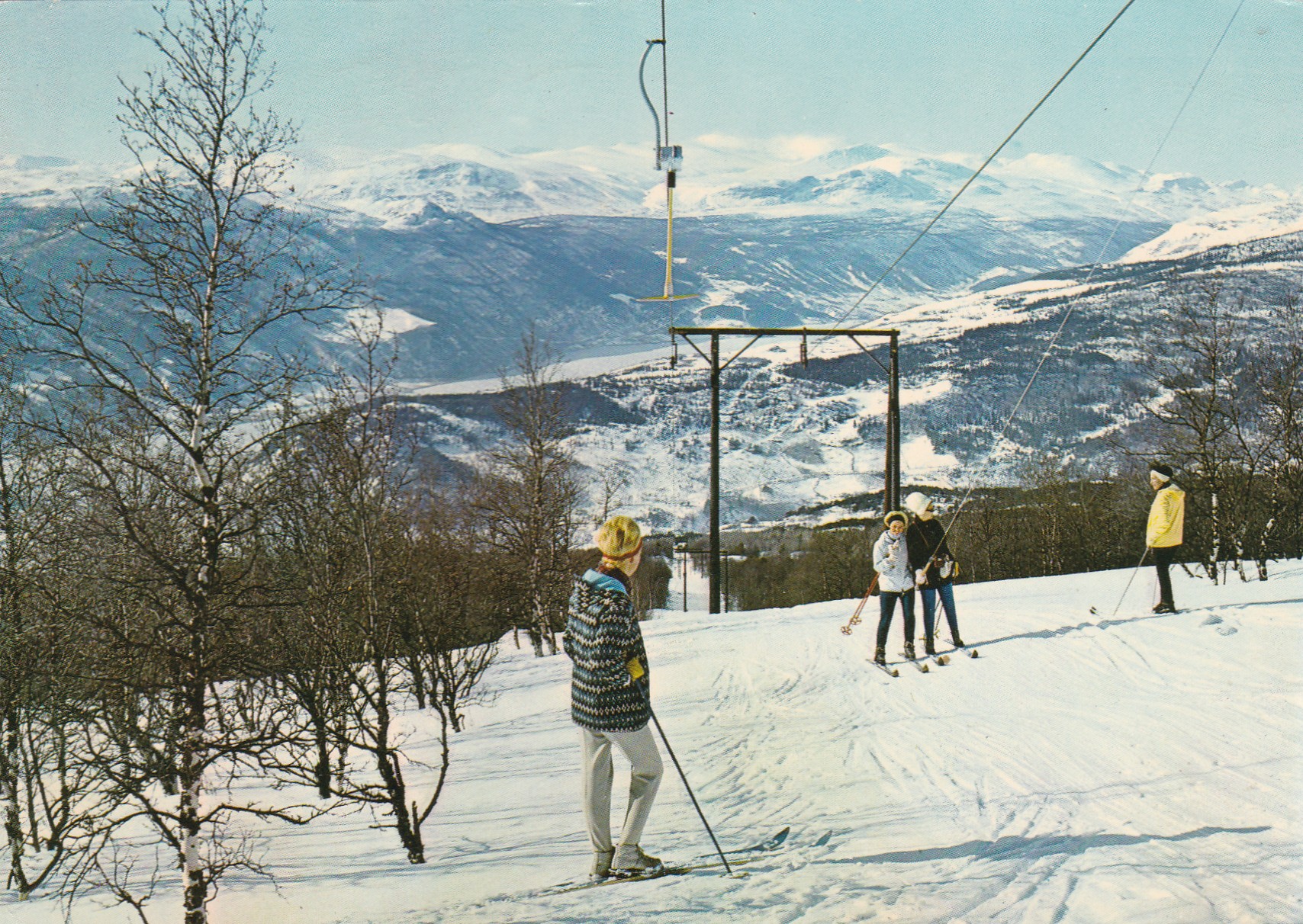 Vågå. Skiheisen ( Mittet 2522/15)