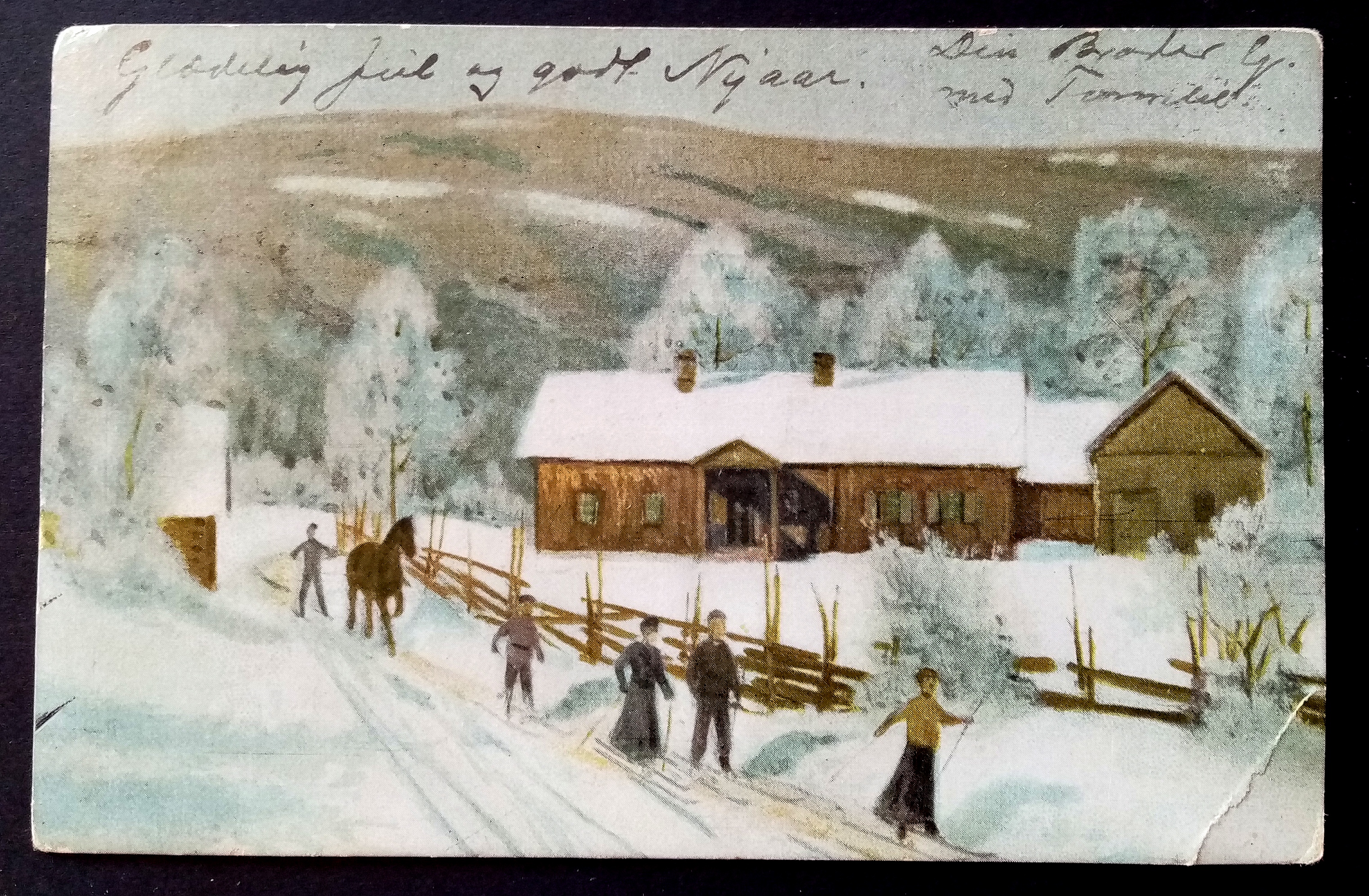 Folk ute i snøen.