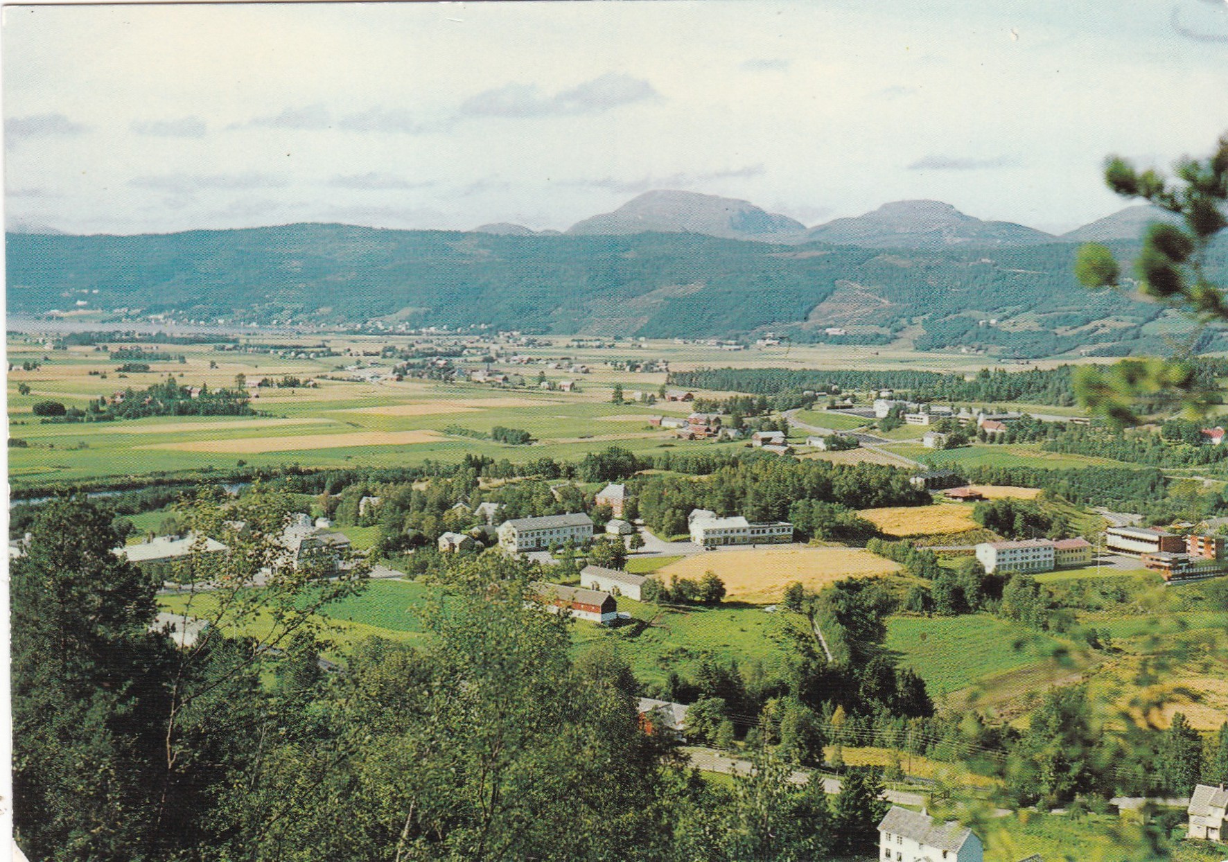 Surnadal ( Børre Strand 6217)