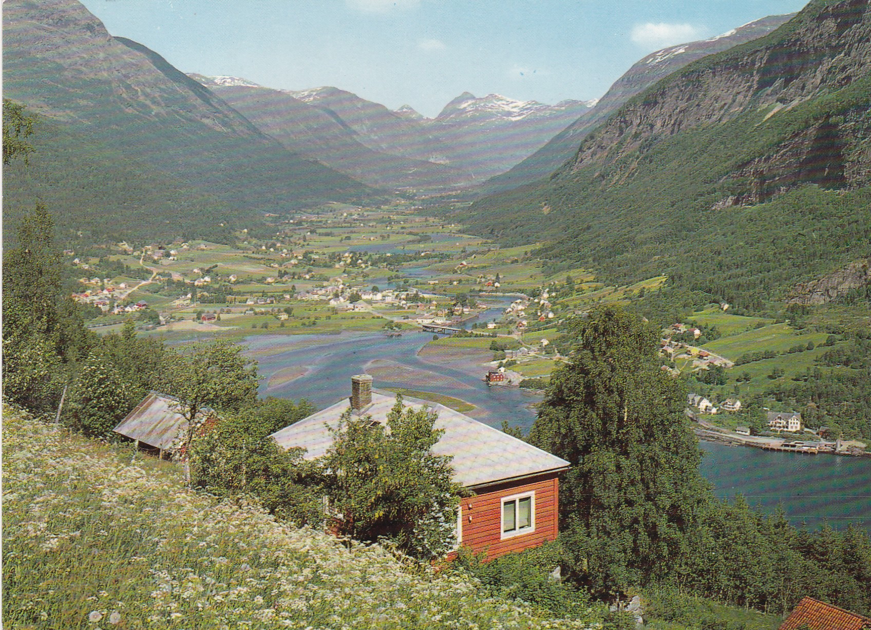 Utsikt over Stryn ( Aune F-1826-4)