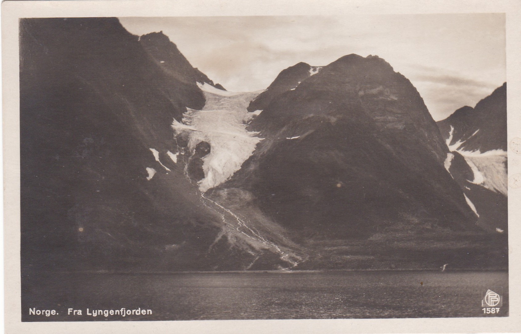 Fra Lyngenfjorden (Oppi 1587)