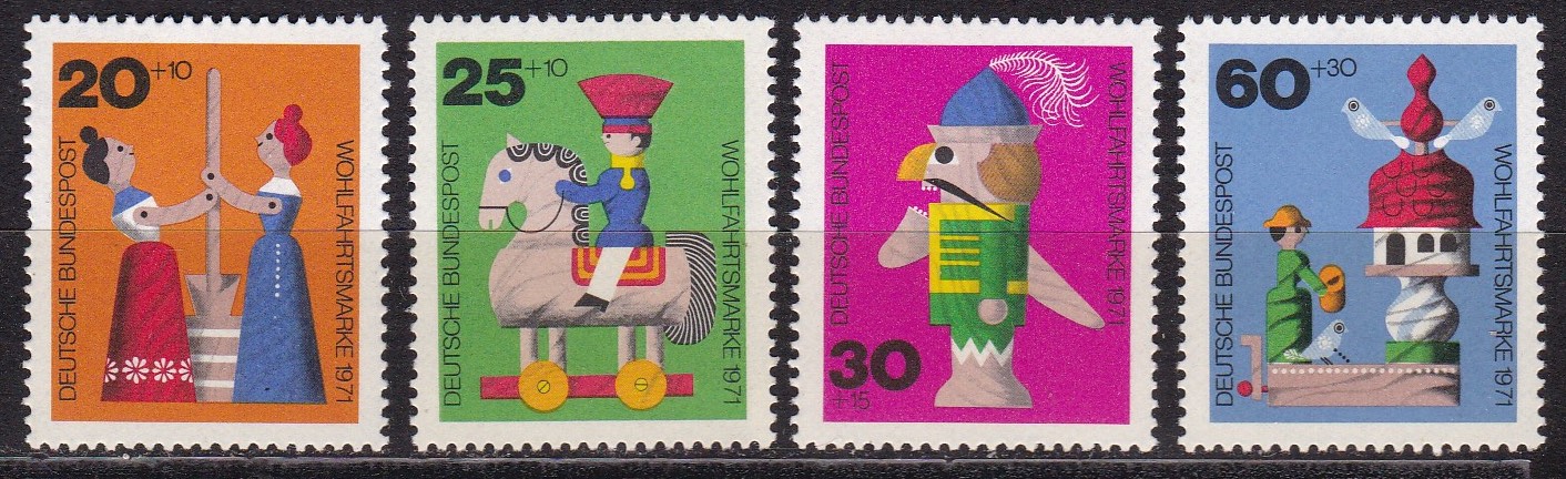 BRD 1971. Michel # 705-708. Gamle treleker Postfrisk serie