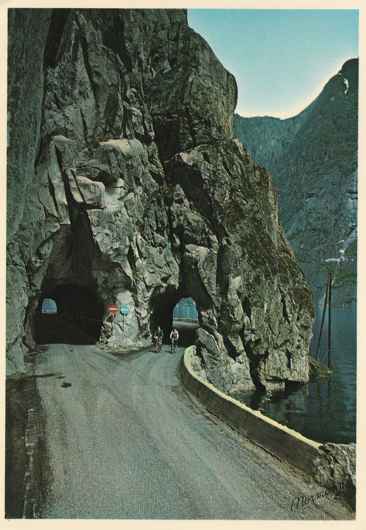 Eldre kort : Parti fra vegen Eidfjord - Fossli- Geilo.  Normann O-48-7