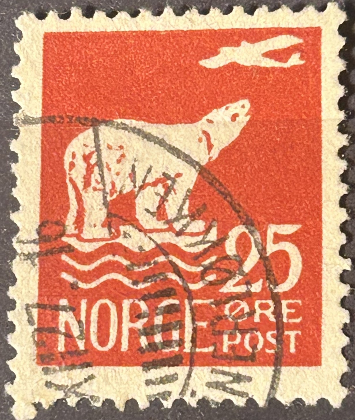 NK 136. PENT RUNDSTEMPLA.    (50,-)