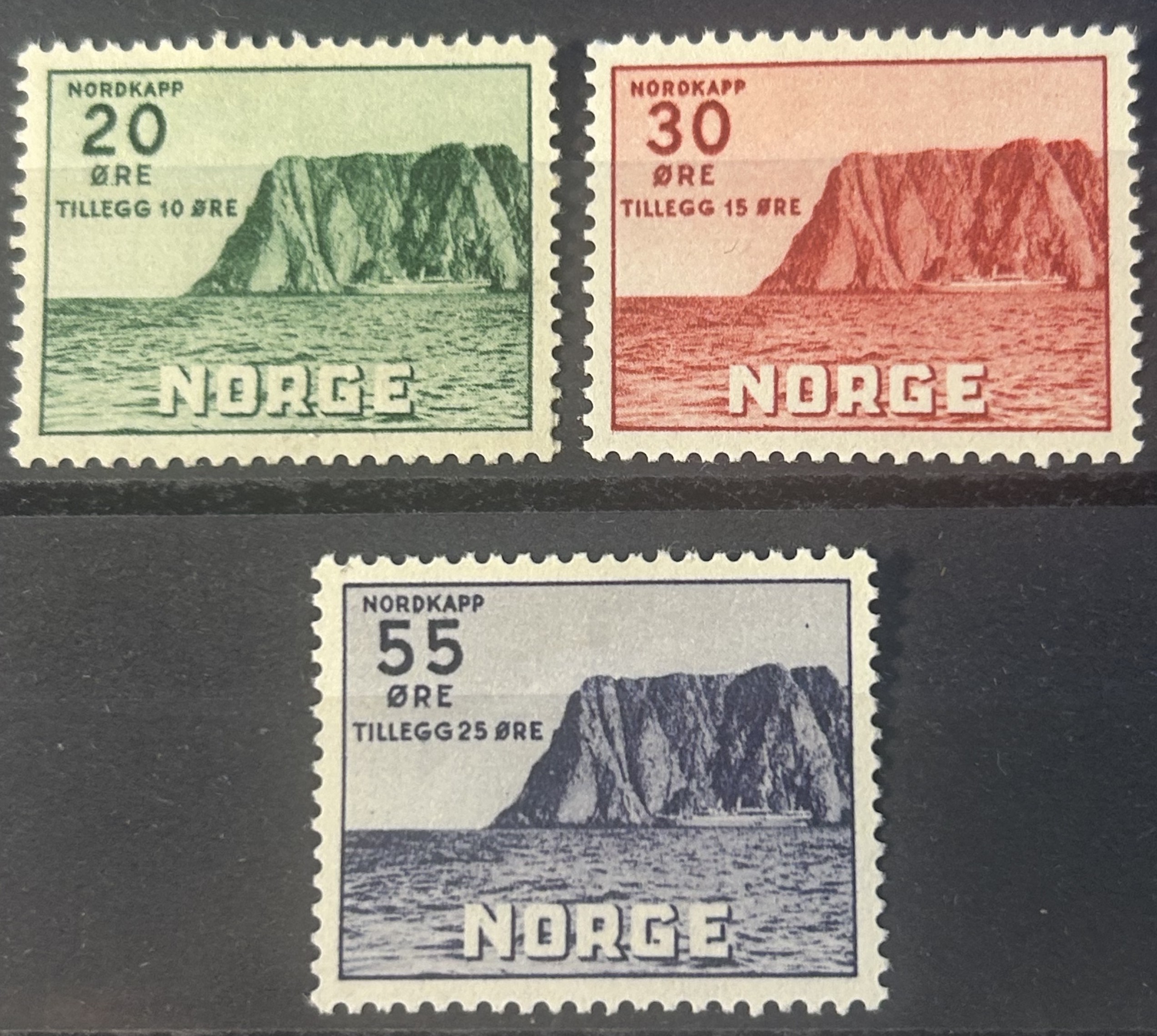 NK 415-17. POSTFRISK** (420,-)