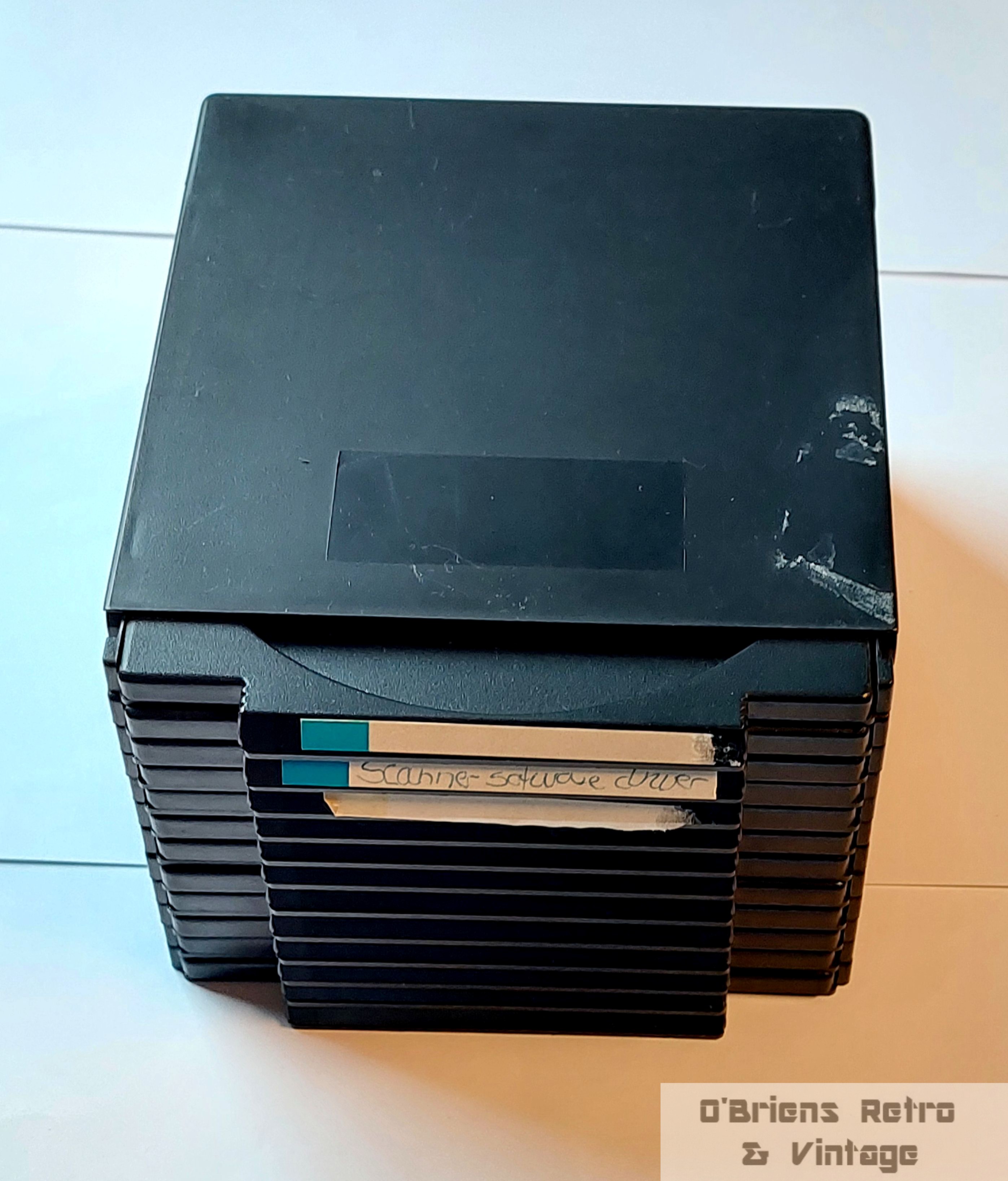 Retro CD-stativ - CD-boks med uttrekksbare skuffer - Sort