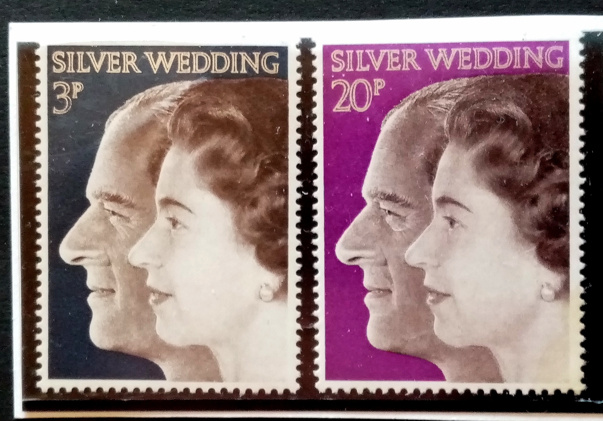England - Afa 639-40. Dronning Elizabeth II og prins Philips sølvbryllup.(1972)**
