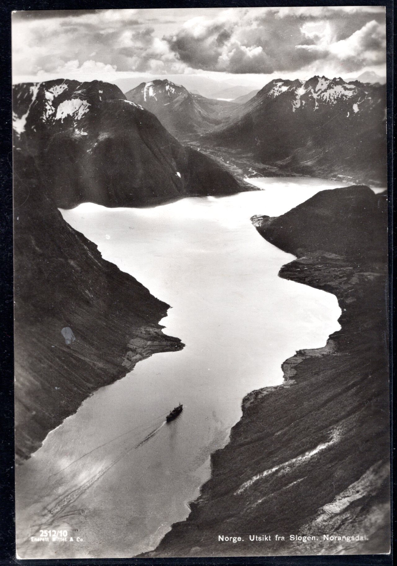 Utsikt fra Slogen Norangsdal stemplet Oslo-Trondheim 1949 se scan