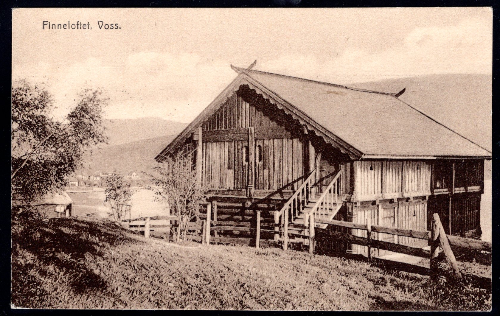 Finnloftet Voss stemplet Bergensbanen 11927 se scan