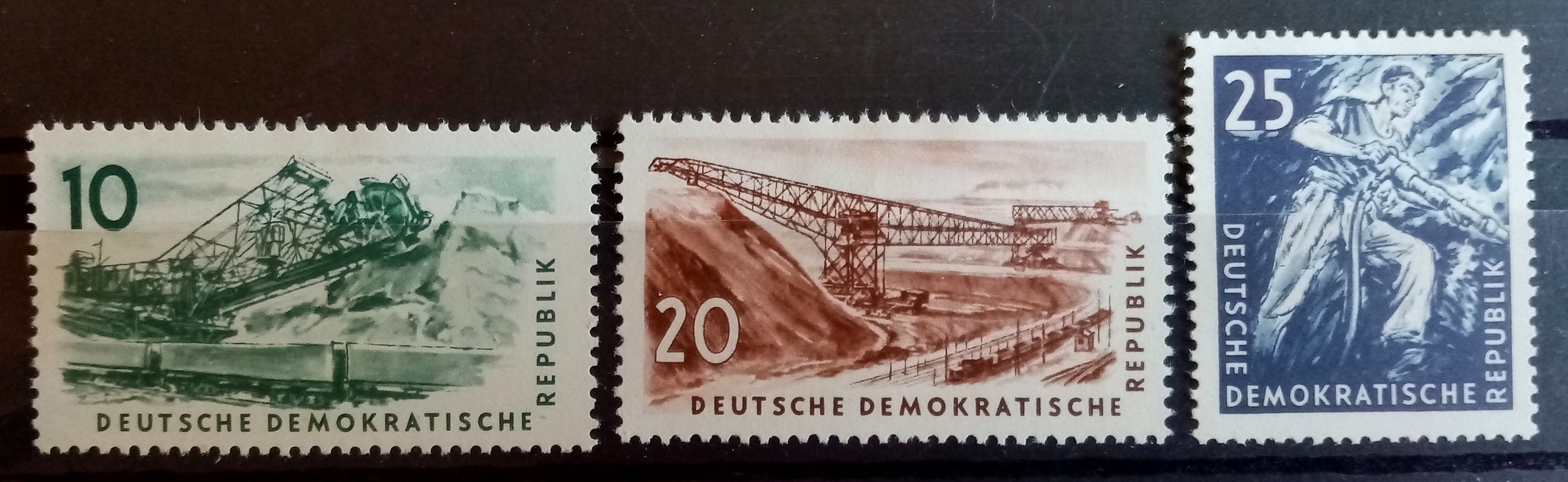 DDR - Afa 379-81. Kullminedrift. (1957) *