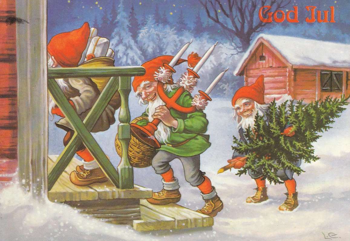 3 nisser med julerekvisita