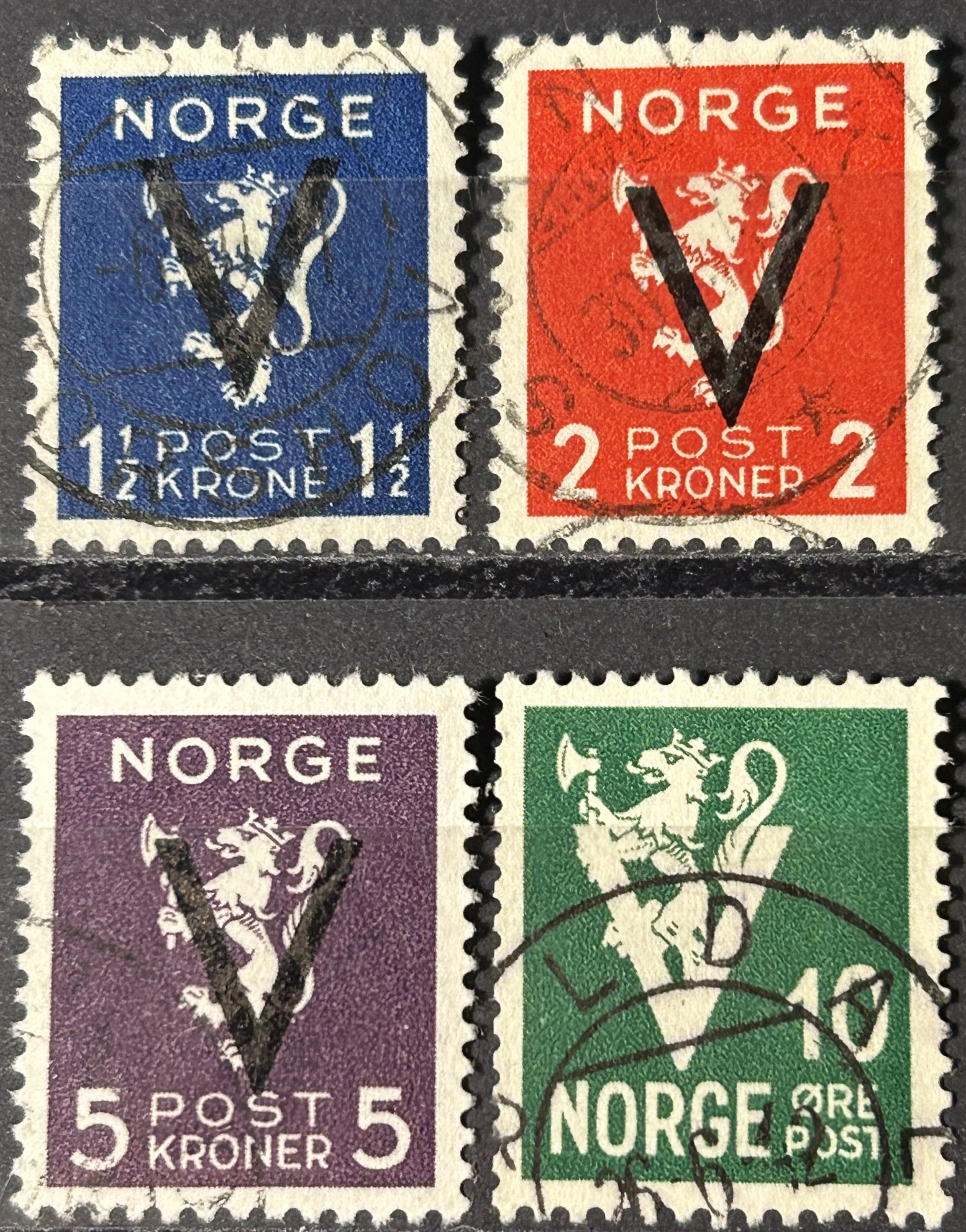 NK 290-93. PENT RUND/FULLSTEMPLA. (1885,-)