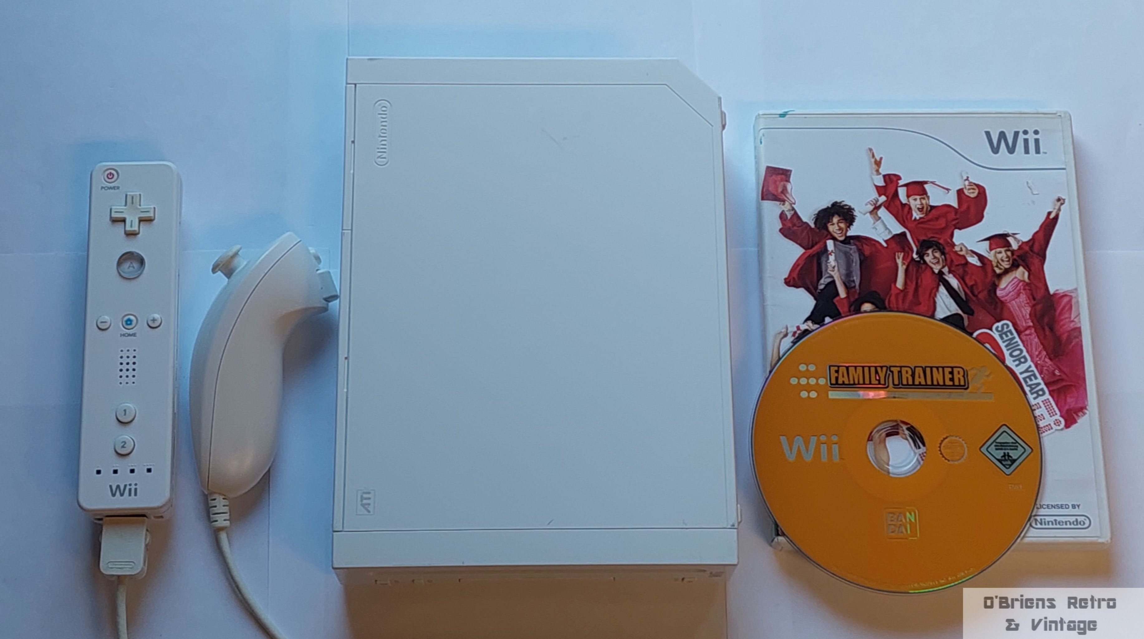 Komplett Nintendo Wii pakke (RVL-001) - Med kontroller, kabler & 2 spill