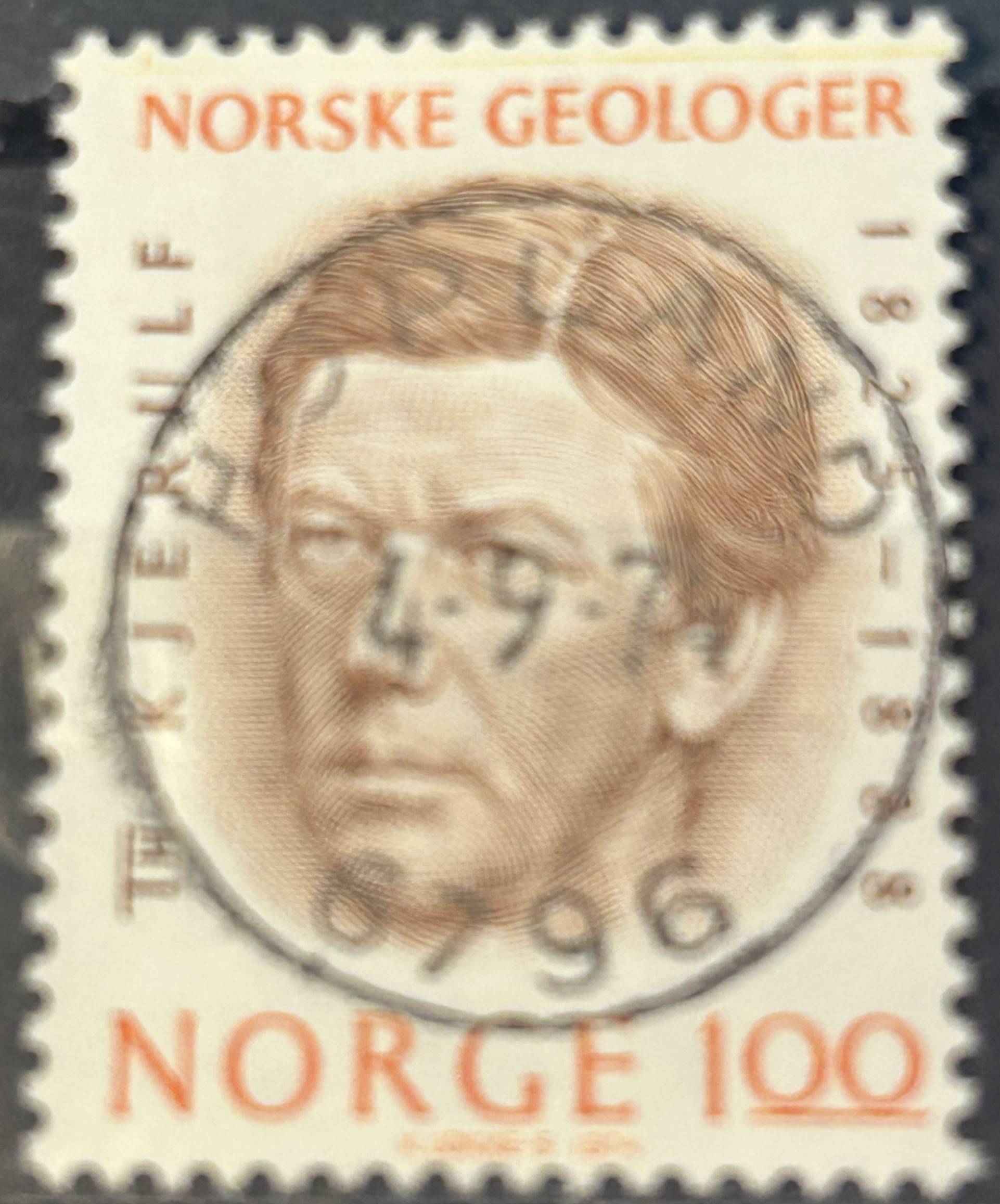 NK 737. PRAKT=HOPLAND 4-9-74=