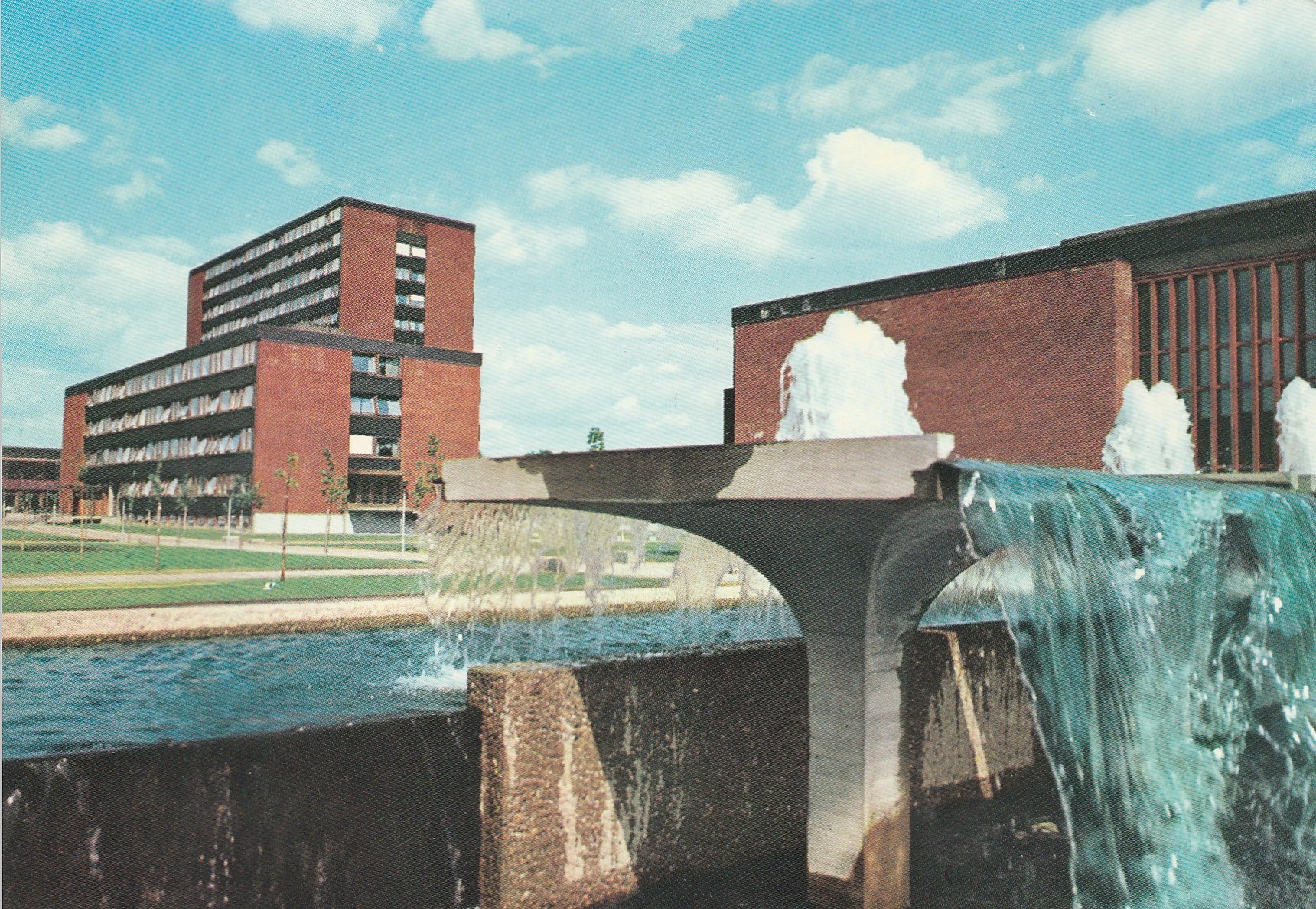 Blindern : Universitetet i Oslo .  Grako 01/253